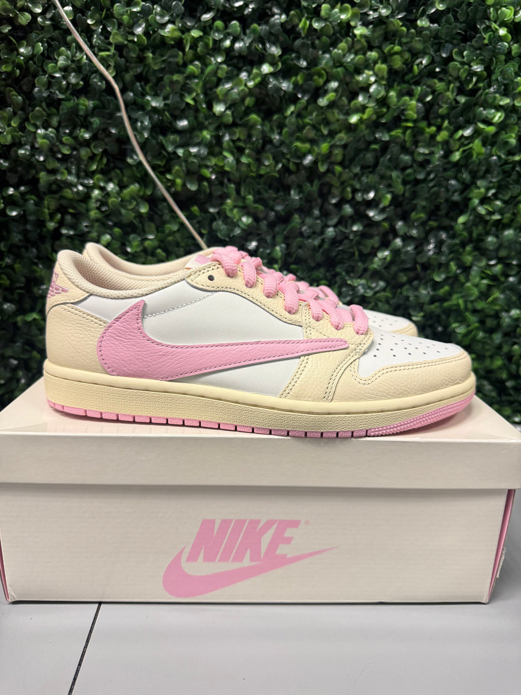 Jordan 1 Low X Travis Scott "Shy Pink" Size 7.5 Worn 1x