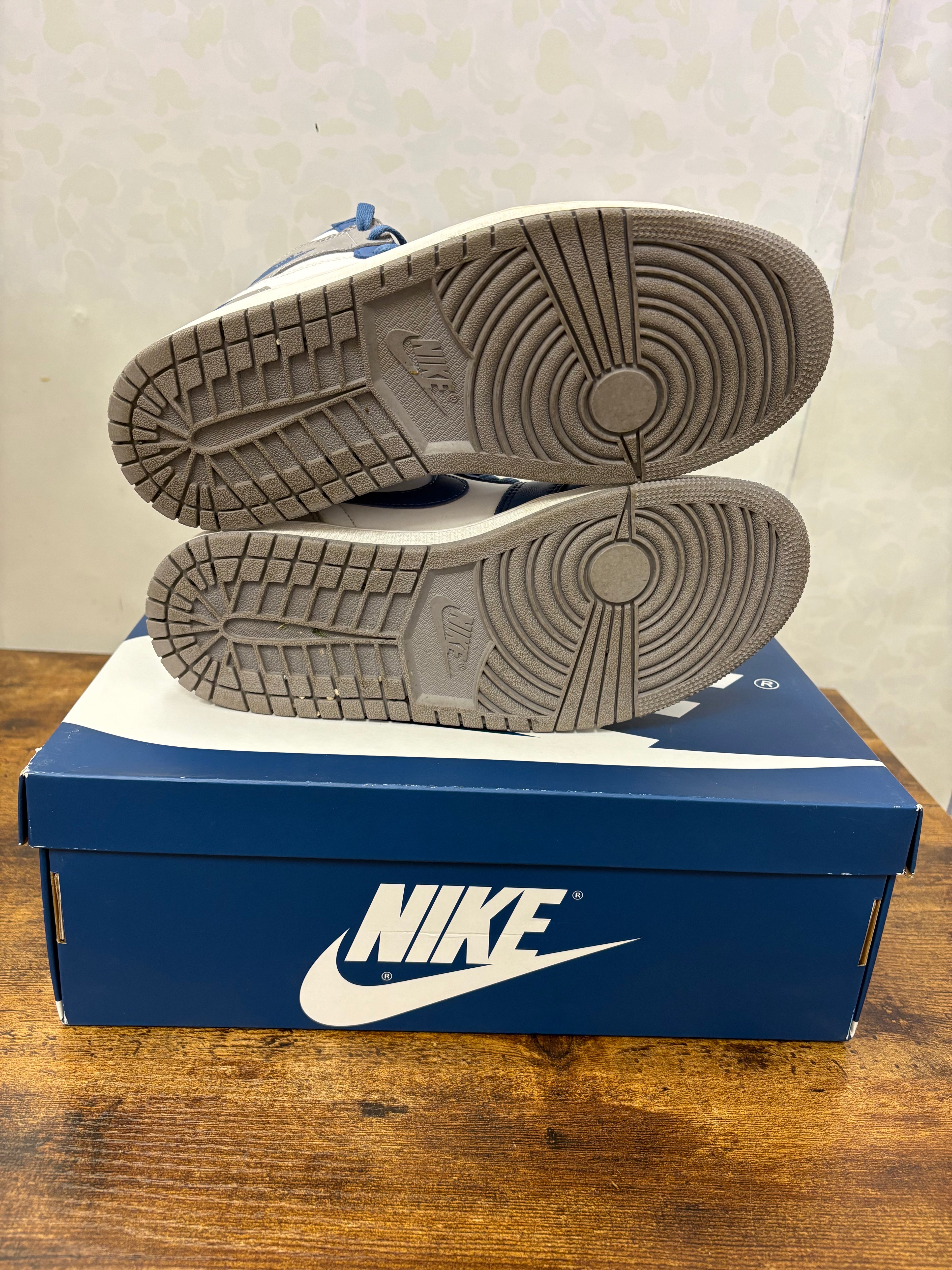 Jordan 1 “True Blue” Preowned Size 9