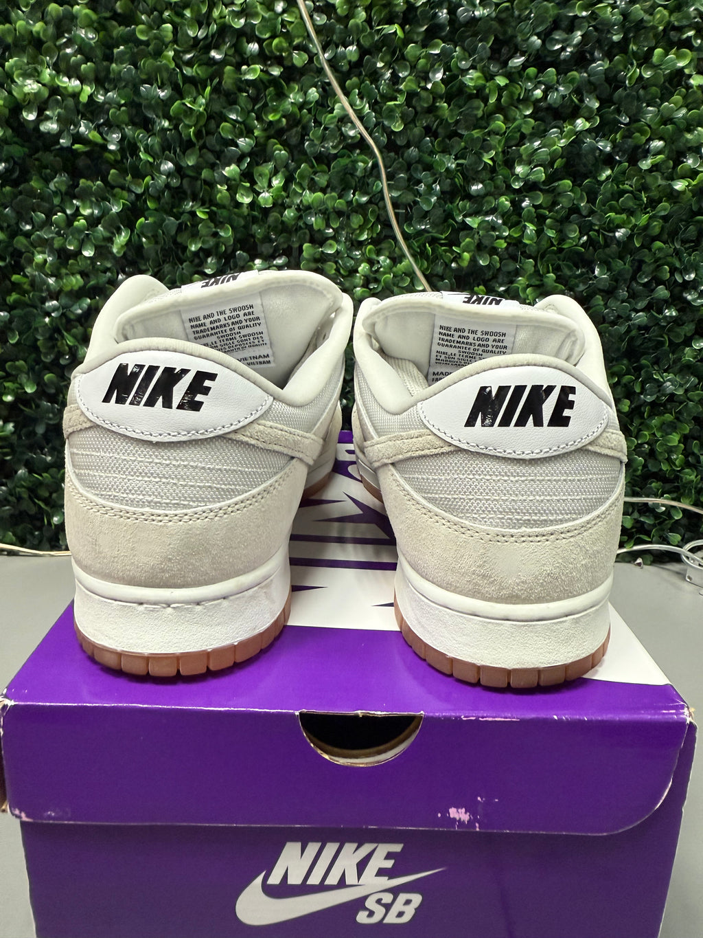 Nike SB Dunk Low Pro B "Pale Ivory" Size 13 Preowned