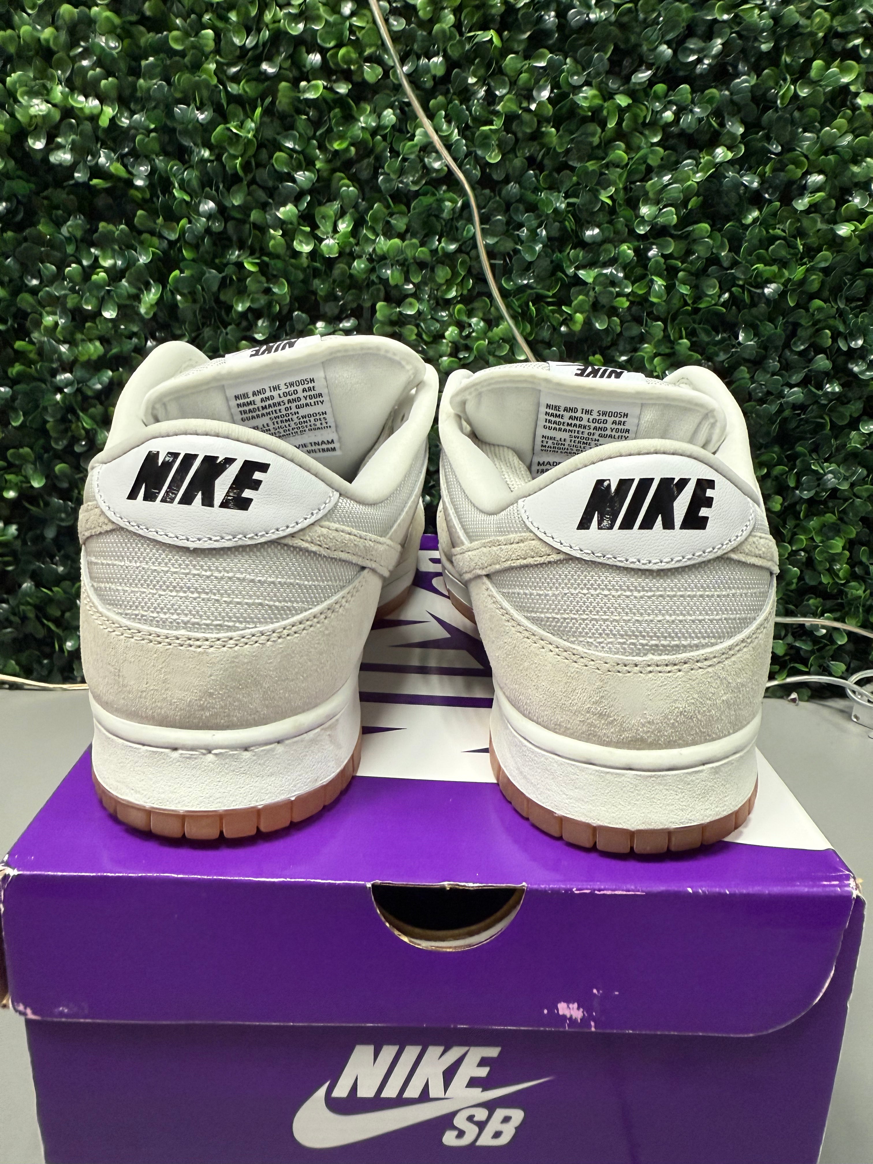 Nike SB Dunk Low Pro B "Pale Ivory" Size 13 Preowned