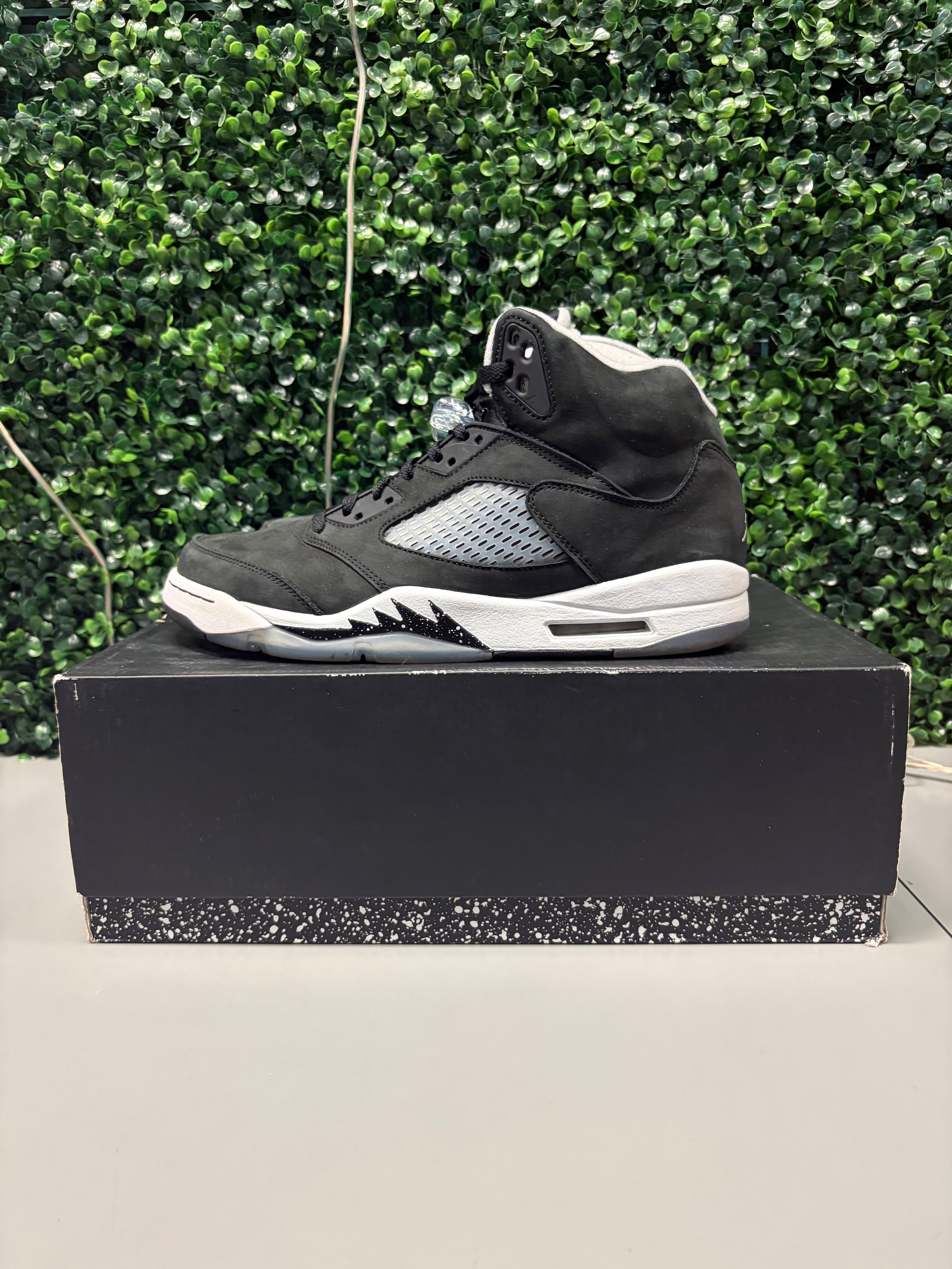 Jordan 5 Retro "Moonlight (2021)" Size 10.5 Preowned