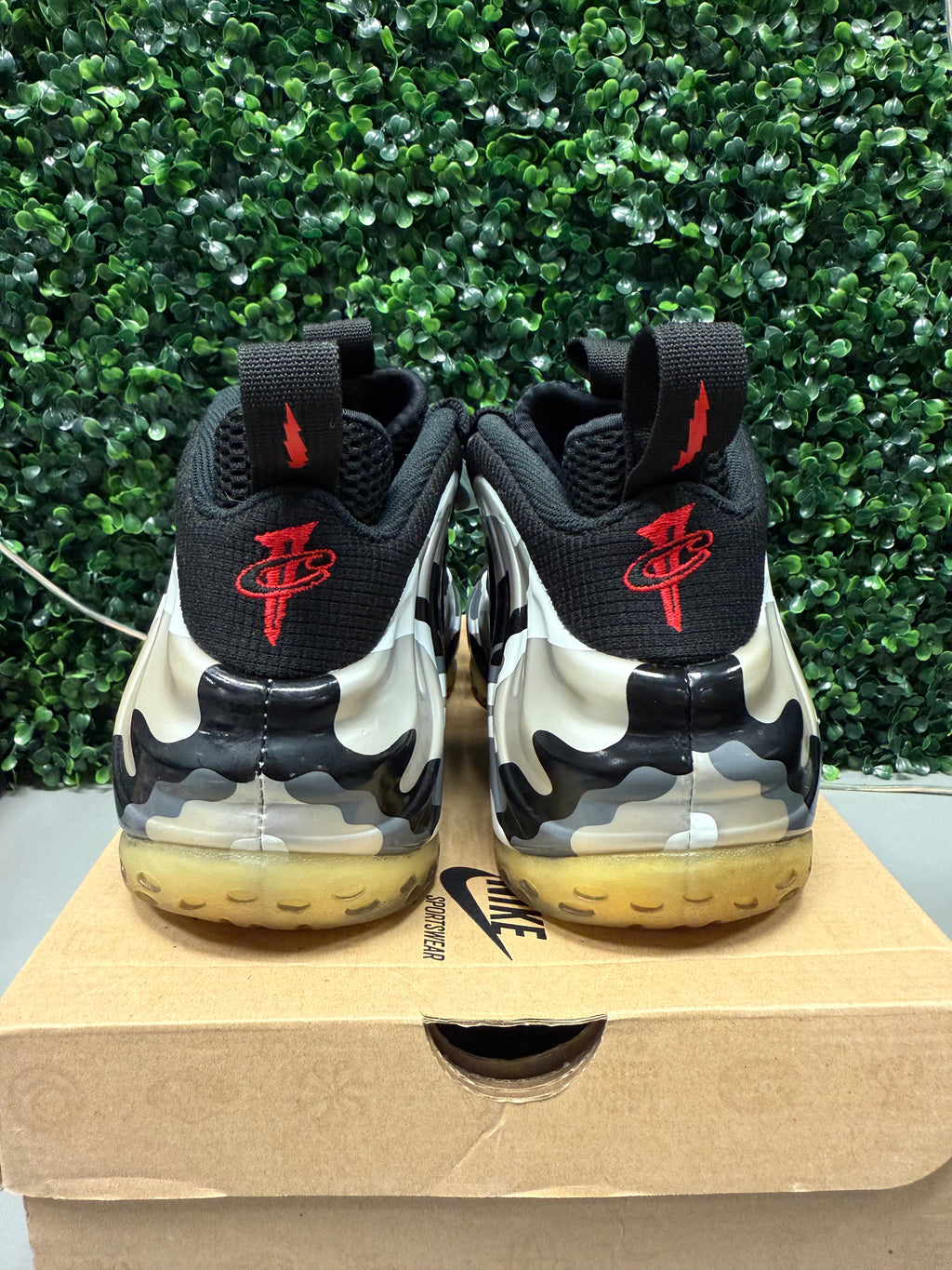 Nike Air Foamposite One “Fighter Jet” Size 10 Preowned