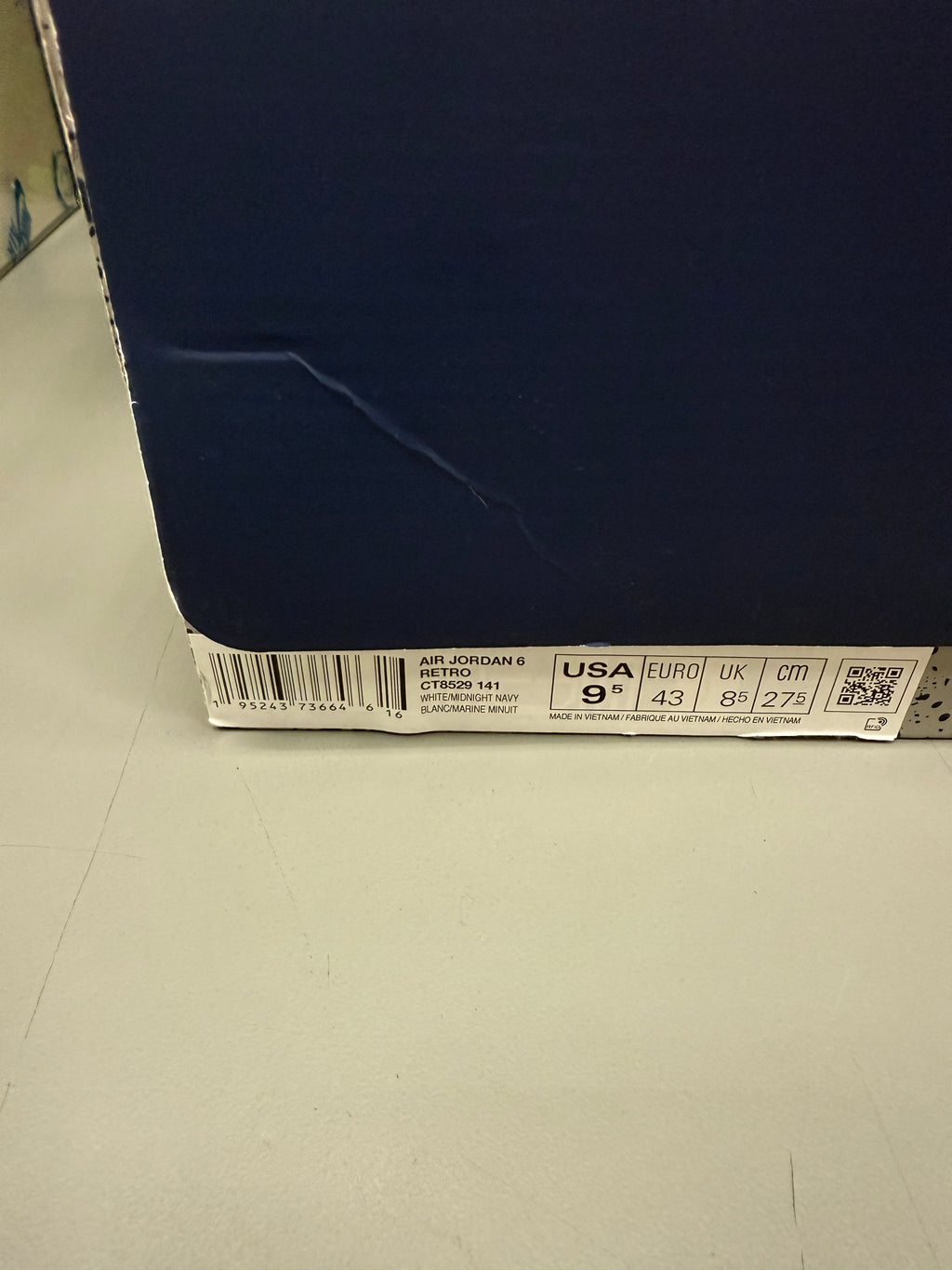 Jordan 6 "Midnight Navy" Size 9.5 Preowned