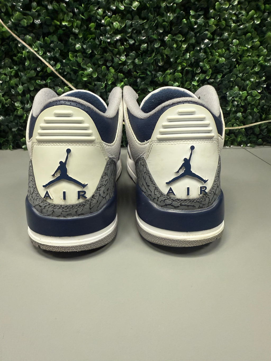 Jordan 3 "Midnight Navy" Size 9.5 Preowned