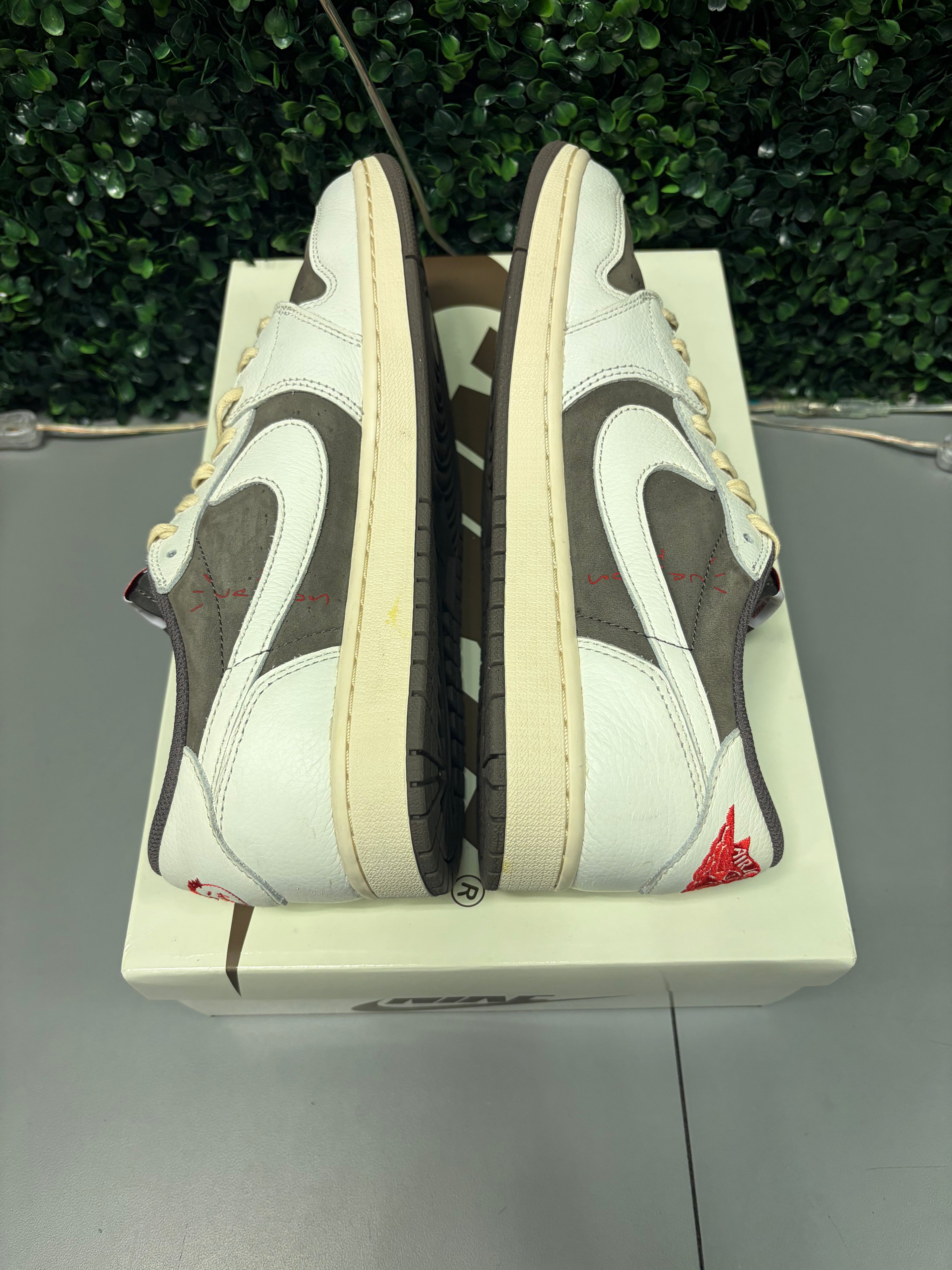 Jordan 1 Retro Low OG SP Travis Scott "Reverse Mocha" Size 11.5 Preowned