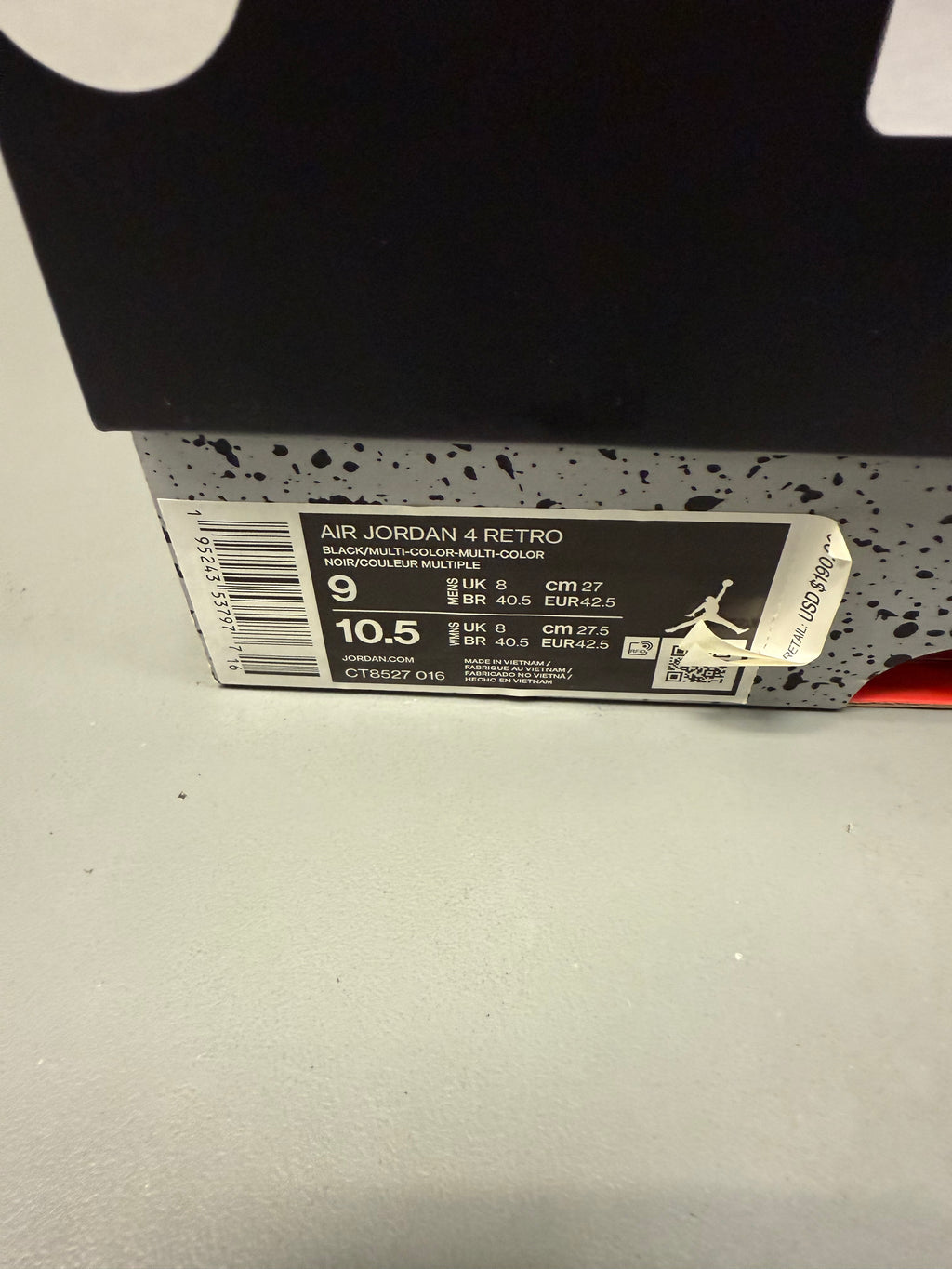 Jordan 4 "Red Thunder" Size 9 Preowned