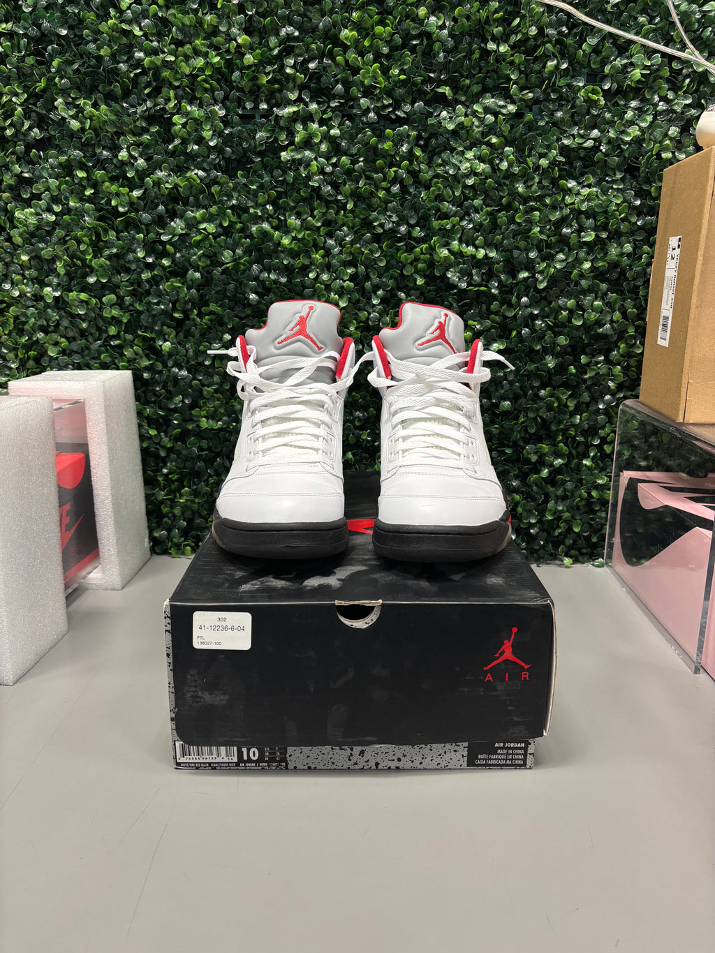 Jordan 5 "Fire Red 2013" Size 10 Preowned