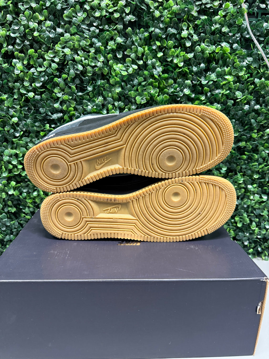 Nike Air Force 1 Low "Black Gum" Size 12 Preowned