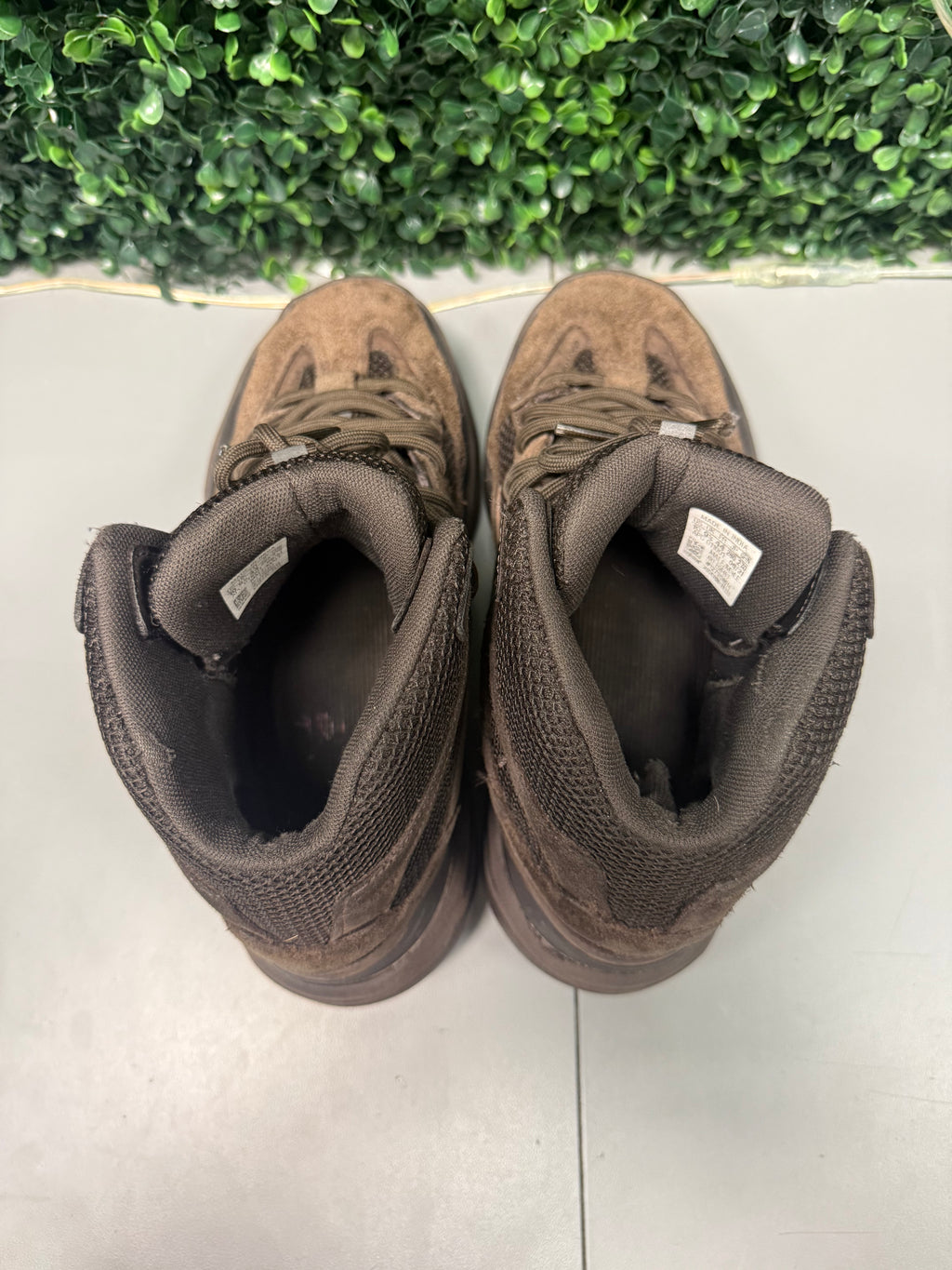 Adidas Yeezy Desert Boot "Oil" Size 10 Preowned