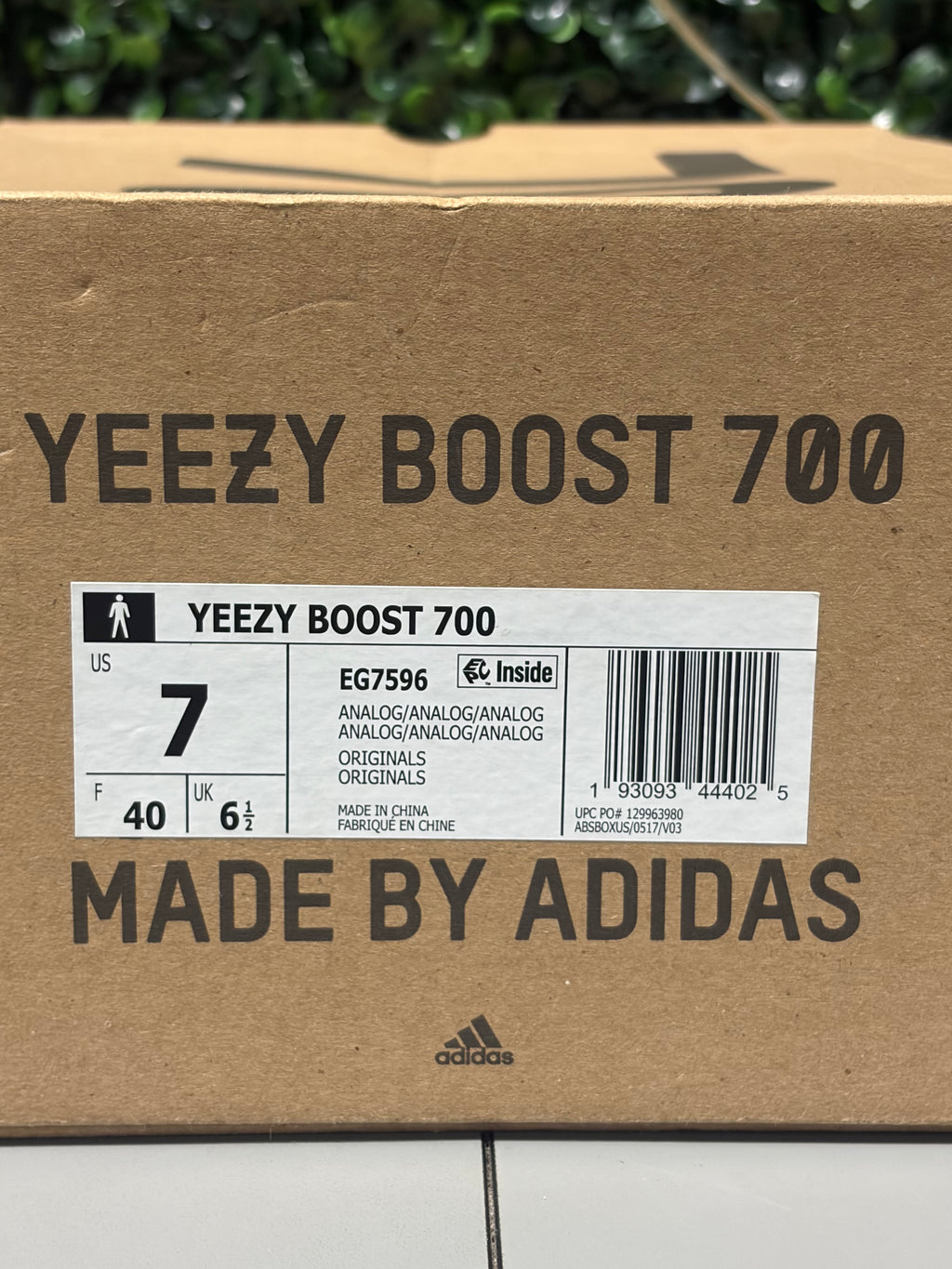 adidas Yeezy Boost 700 "Analog" Size 7 Preowned