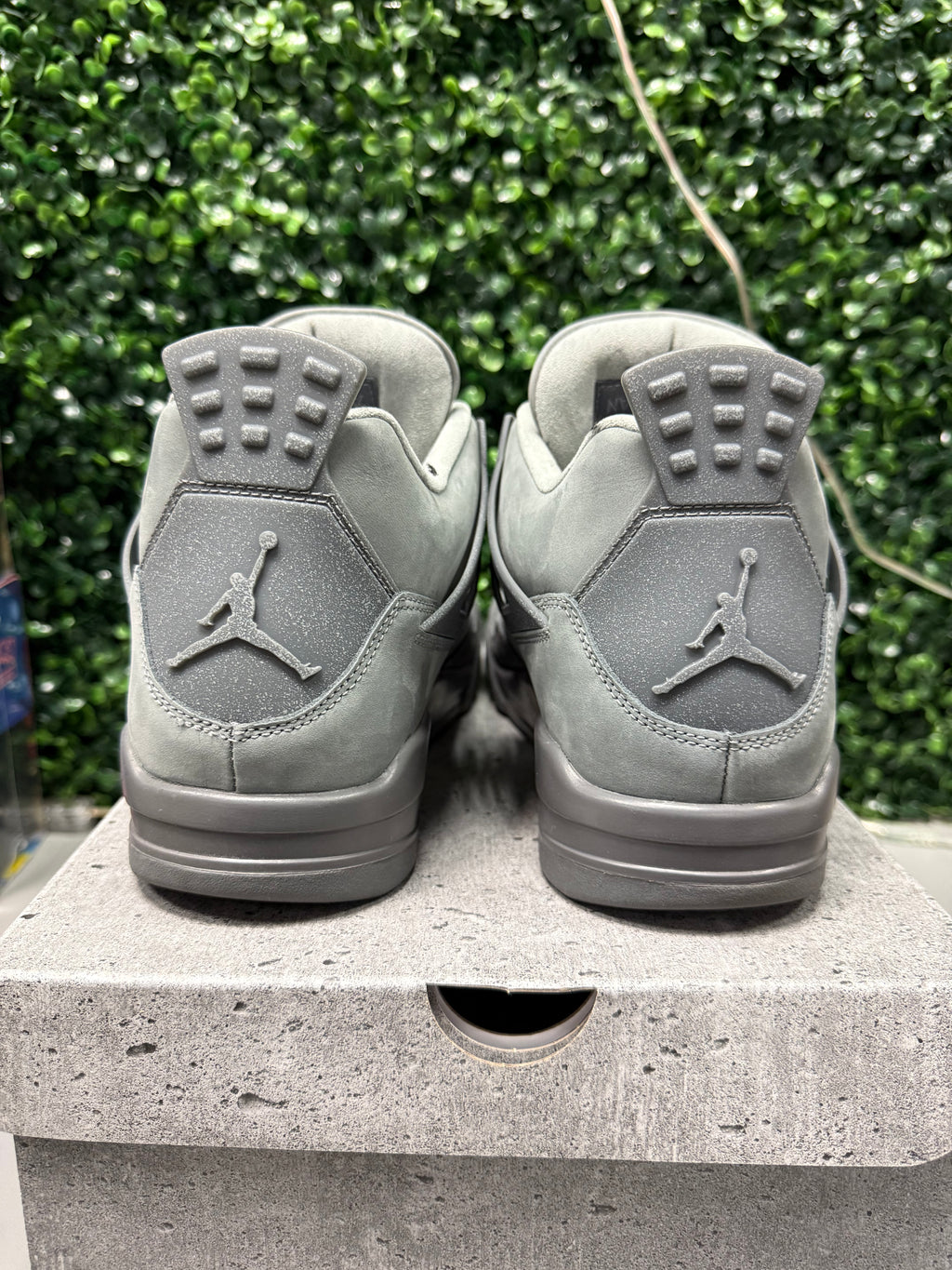 Jordan 4 "Wet Cement" Size 11 Preowned
