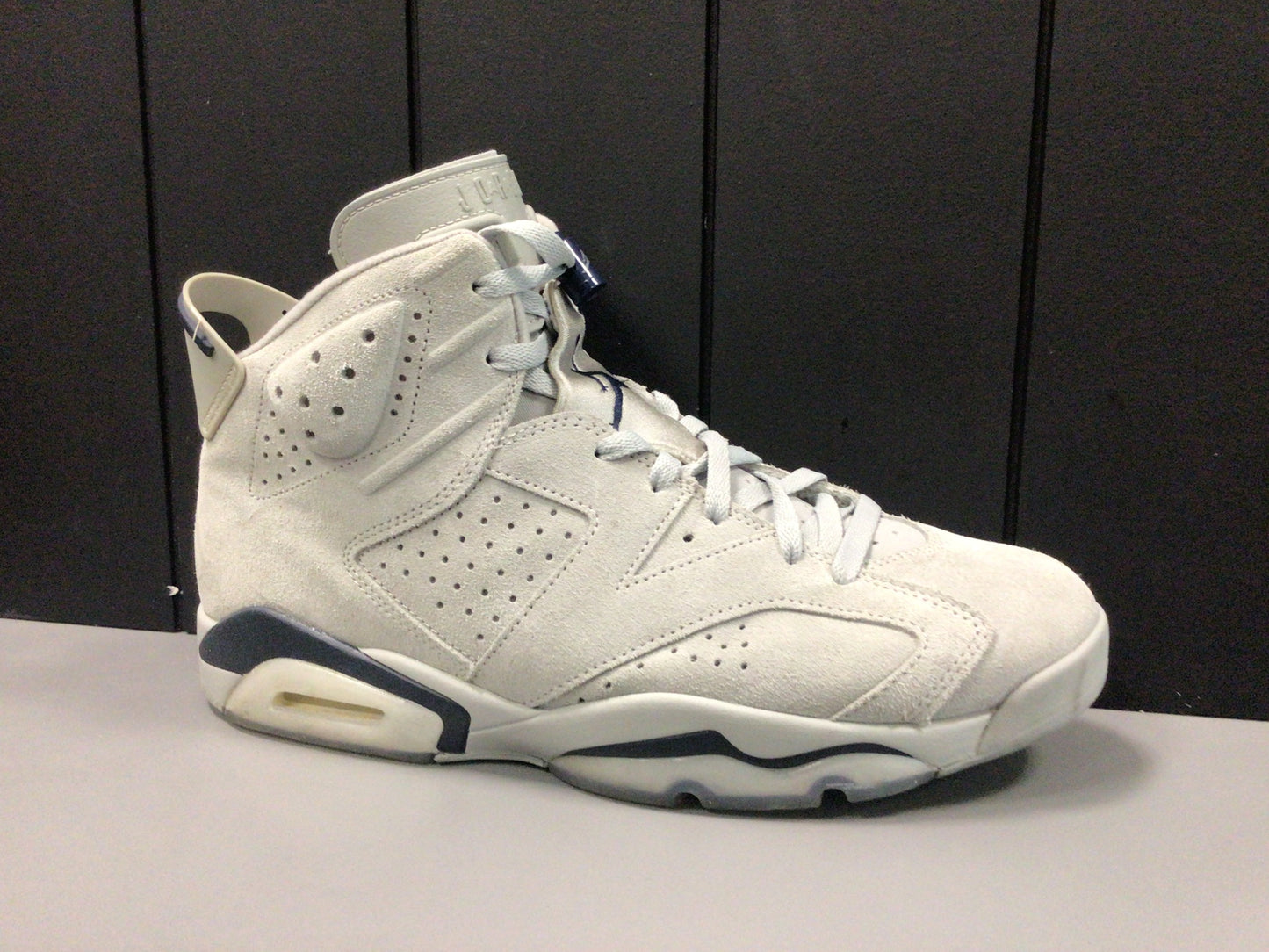 Jordan 6 "Georgetown" Size 11.5 Preowned