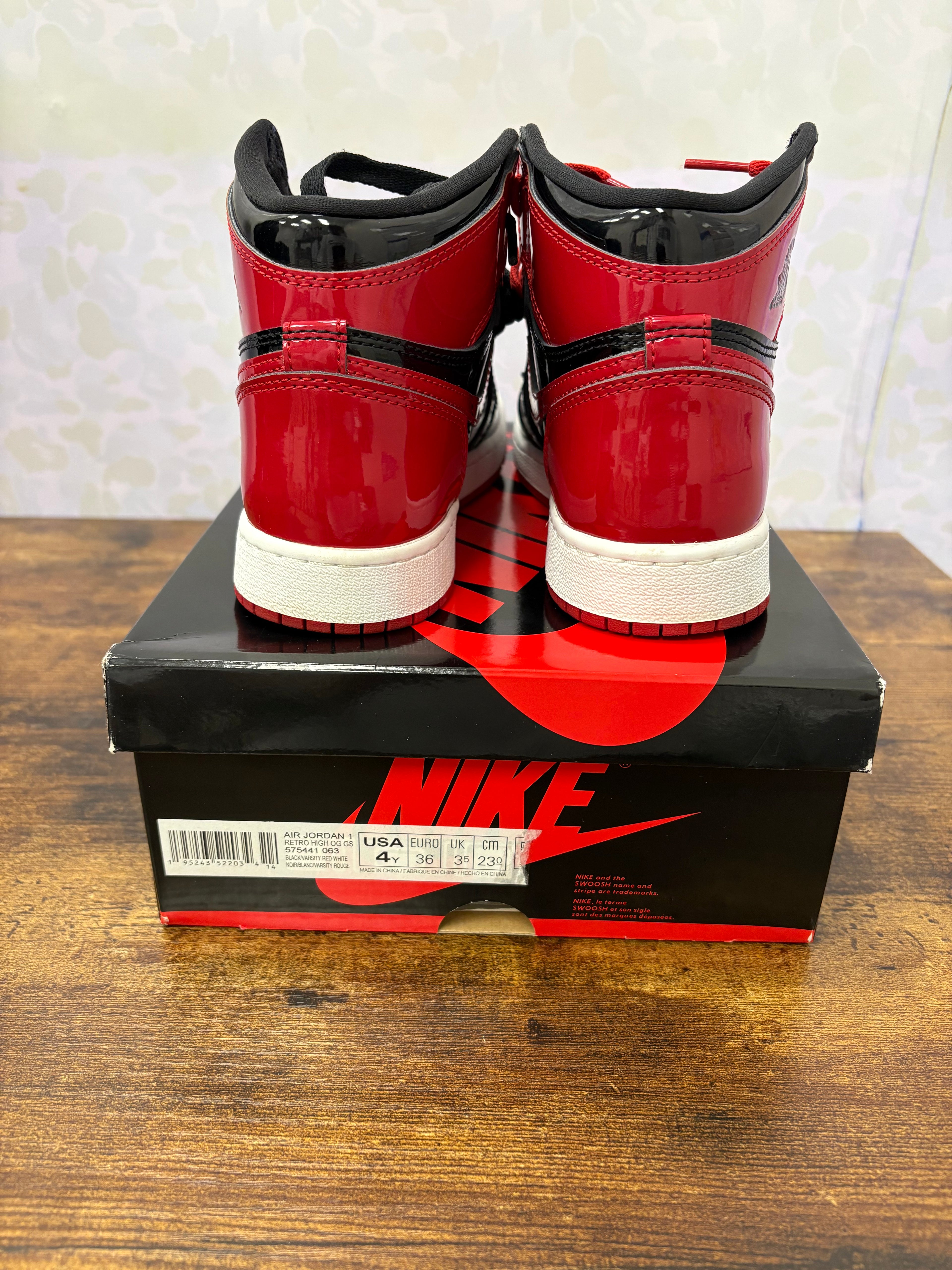 Jordan 1 “Patent Bred” Preowned Size 4Y