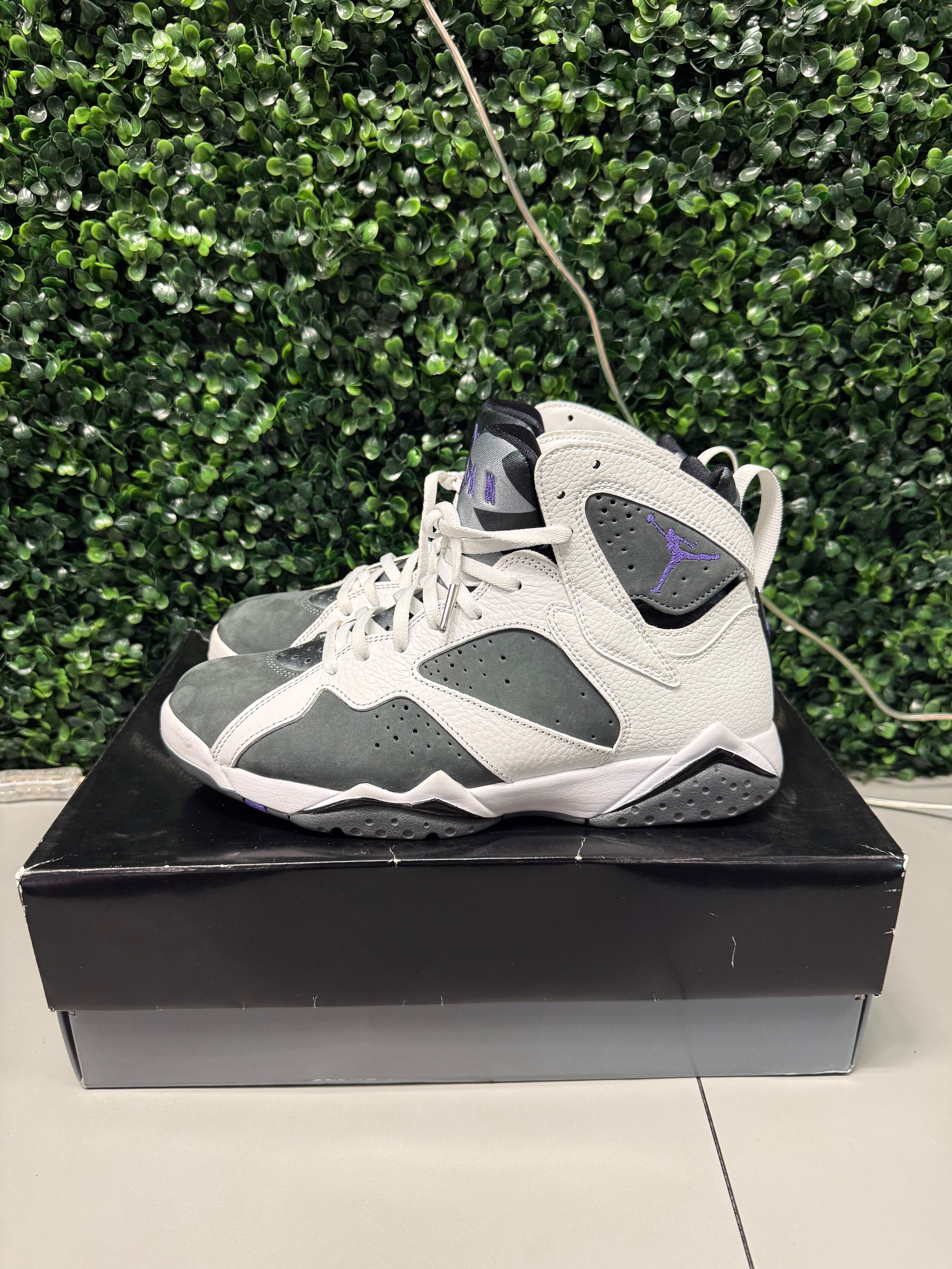 Jordan 7 Retro "Flint" Size 8.5 Preowned