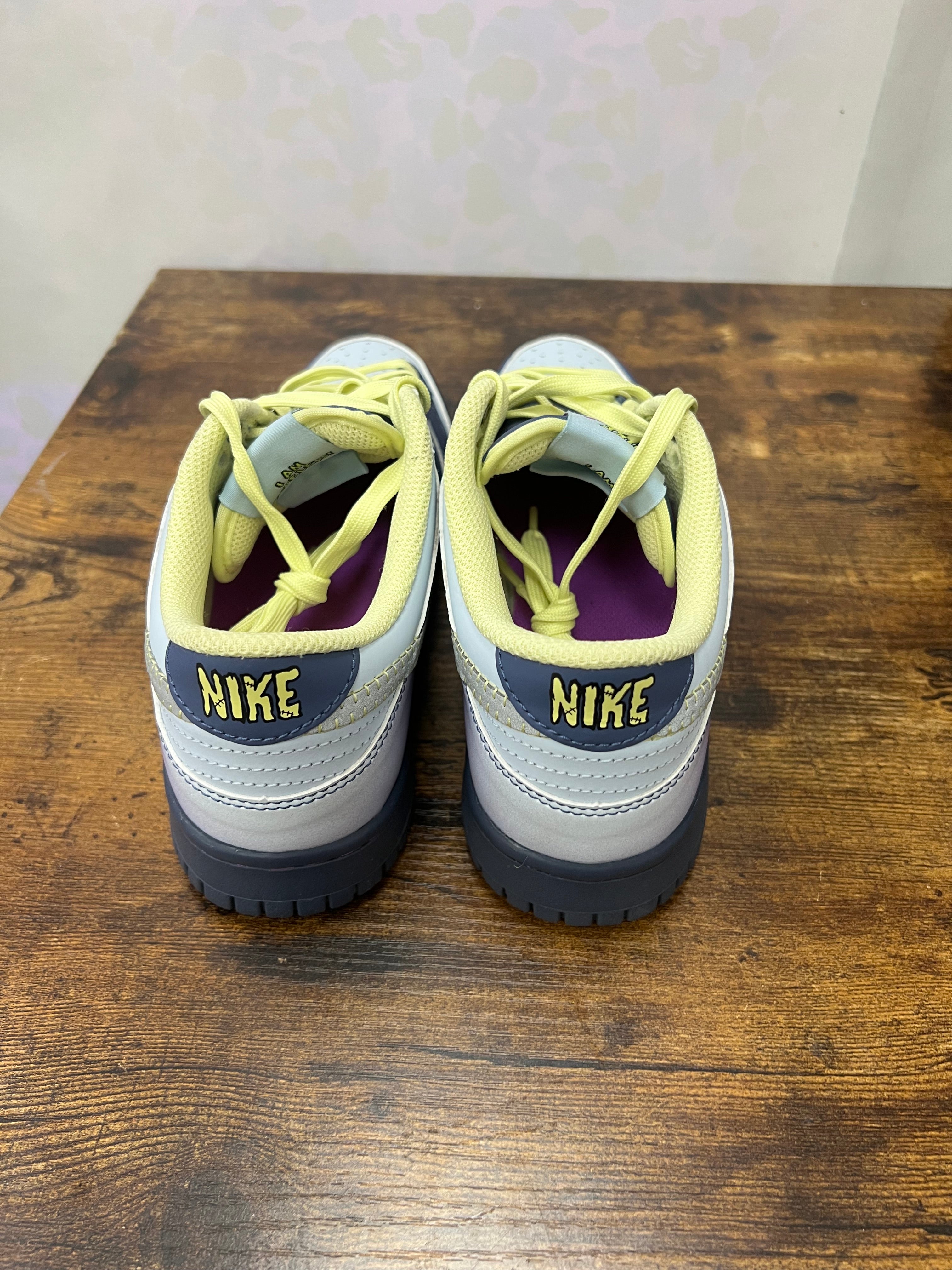 Nike Dunk low “Halloween I Am Fearless” Size 6M Preowned