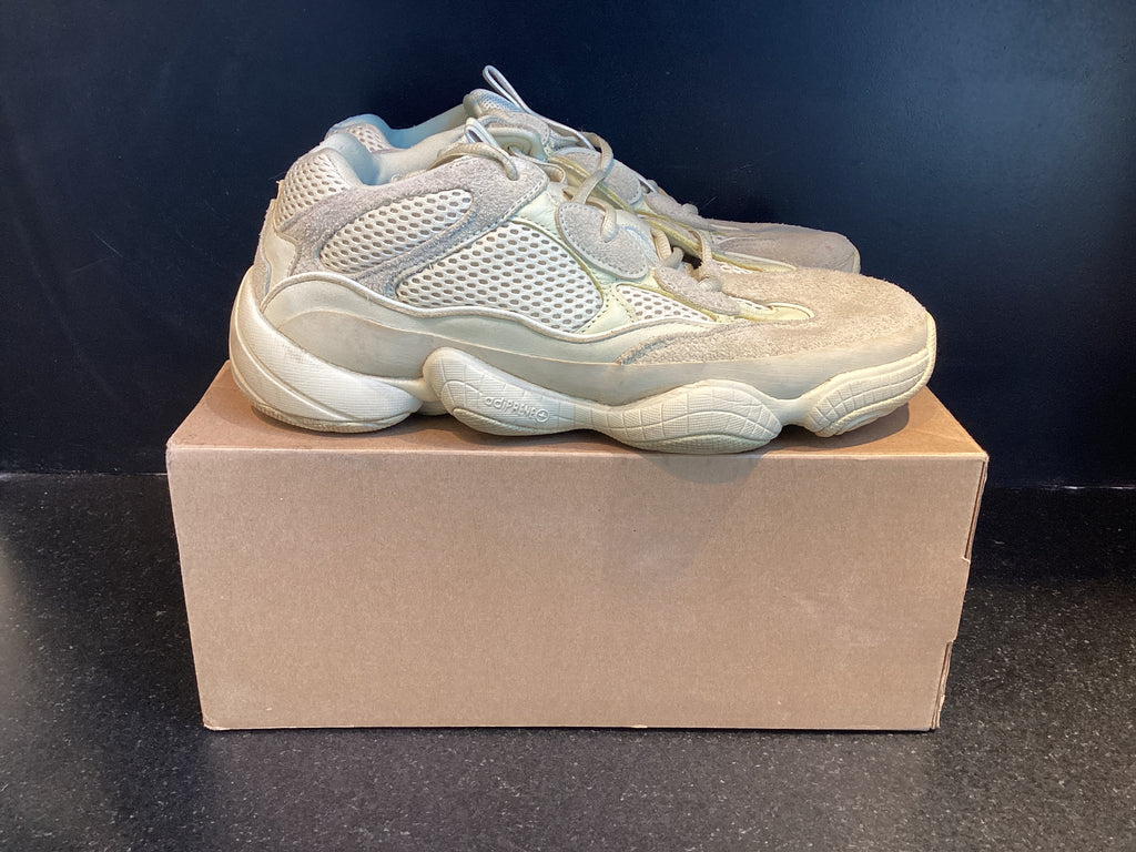 Yeezy 500 “Super Moon Yellow” Preowned Size 9 Rep Box