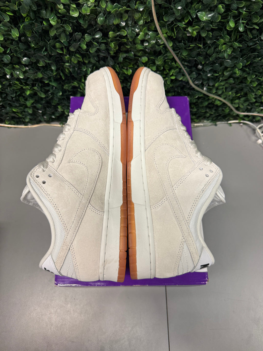 Nike SB Dunk Low Pro B "Pale Ivory" Size 13 Preowned