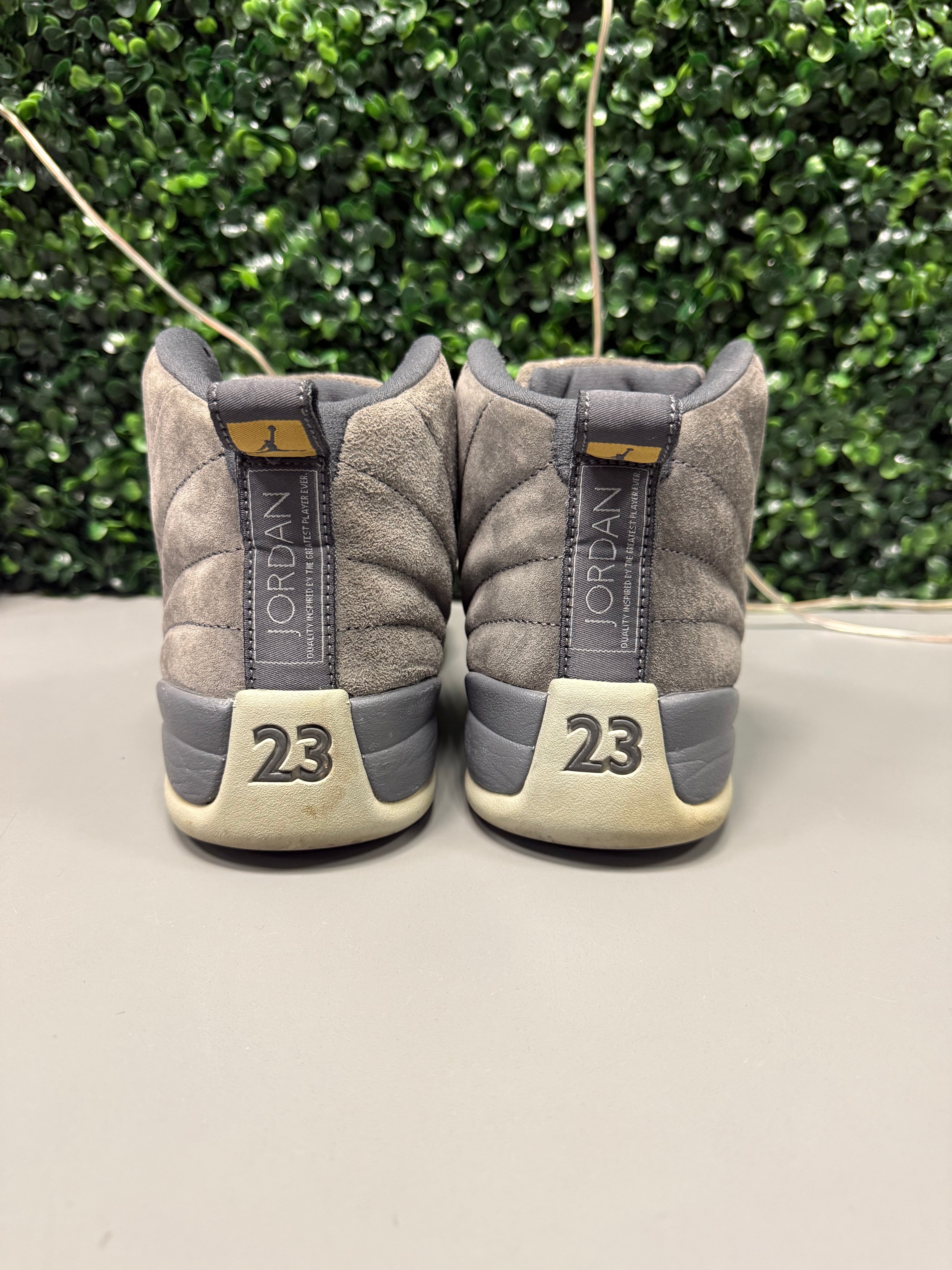 Jordan 12 "Dark Grey" Size 8.5 Preowned
