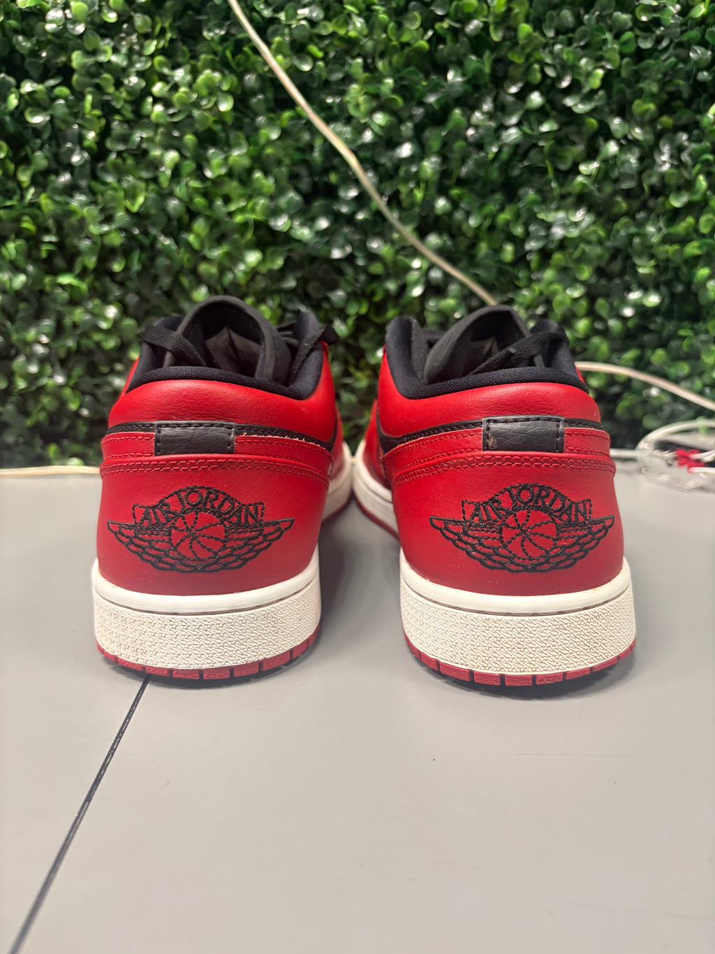 Jordan 1 Low "Reverse Bred" Size 11 Preowned