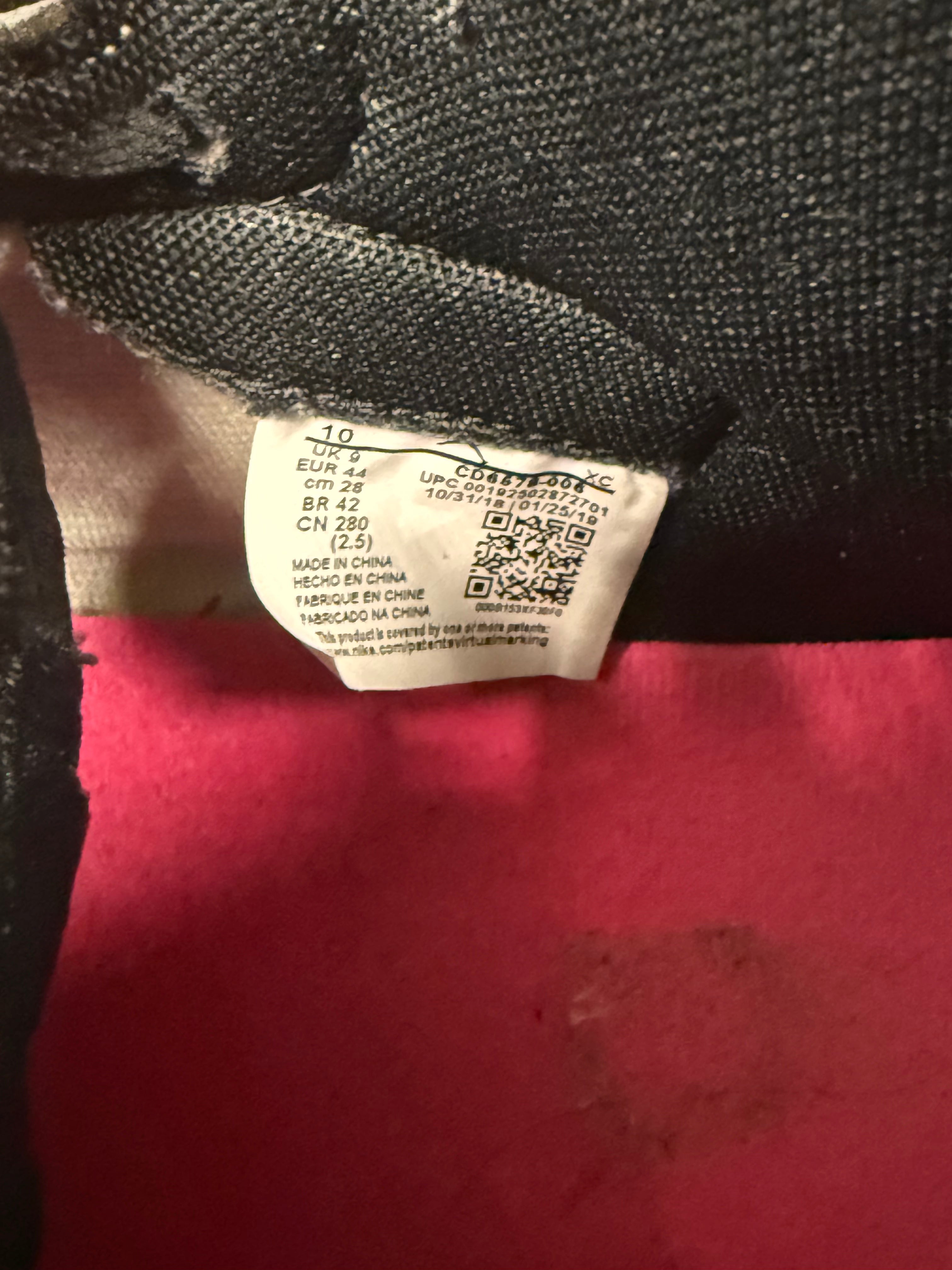 Jordan 1 Retro High OG Defiant SB "NYC to Paris" Size 10 Preowned