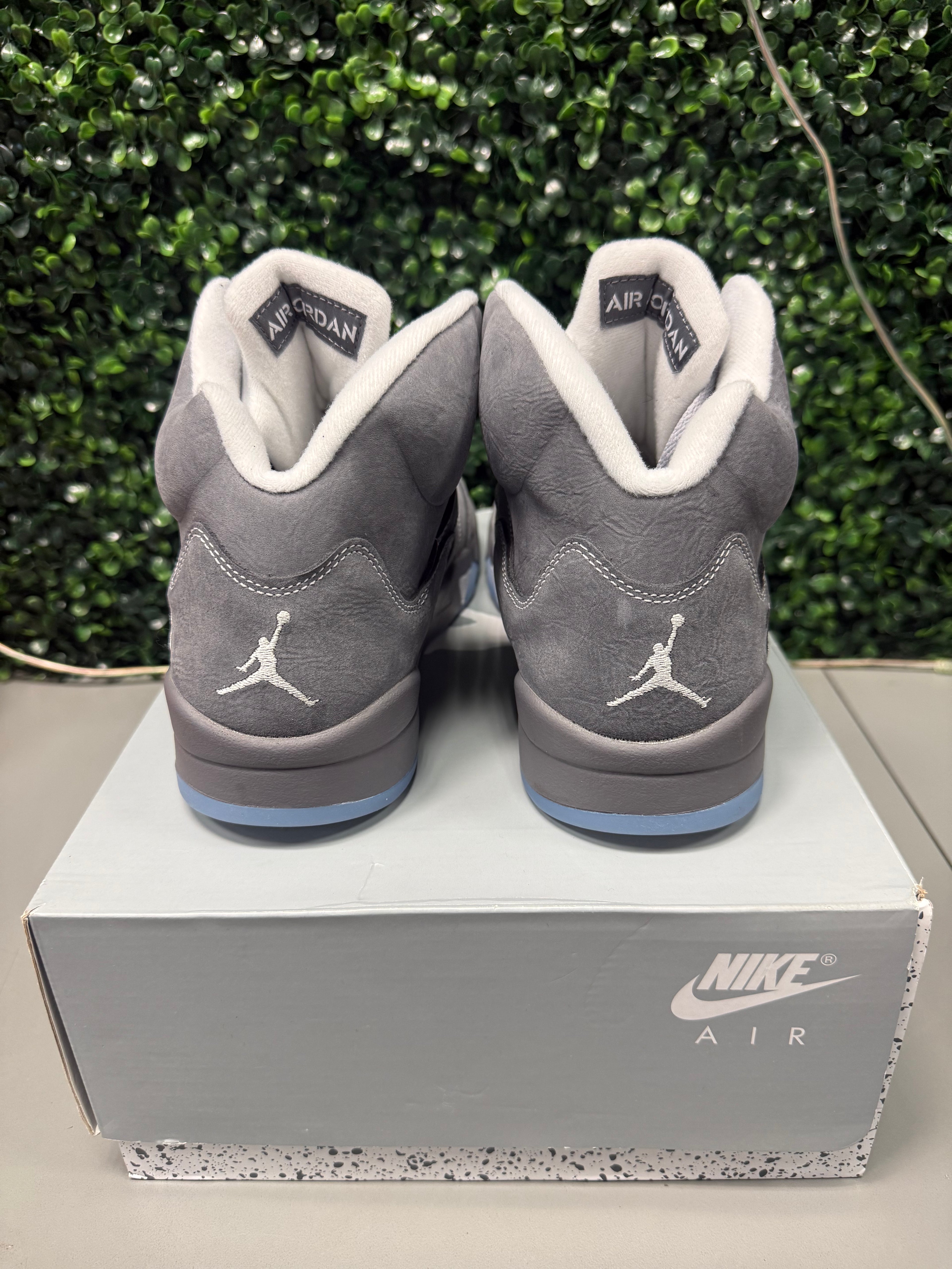 Jordan 5 Retro "Wolf Grey" Size 10.5 Preowned