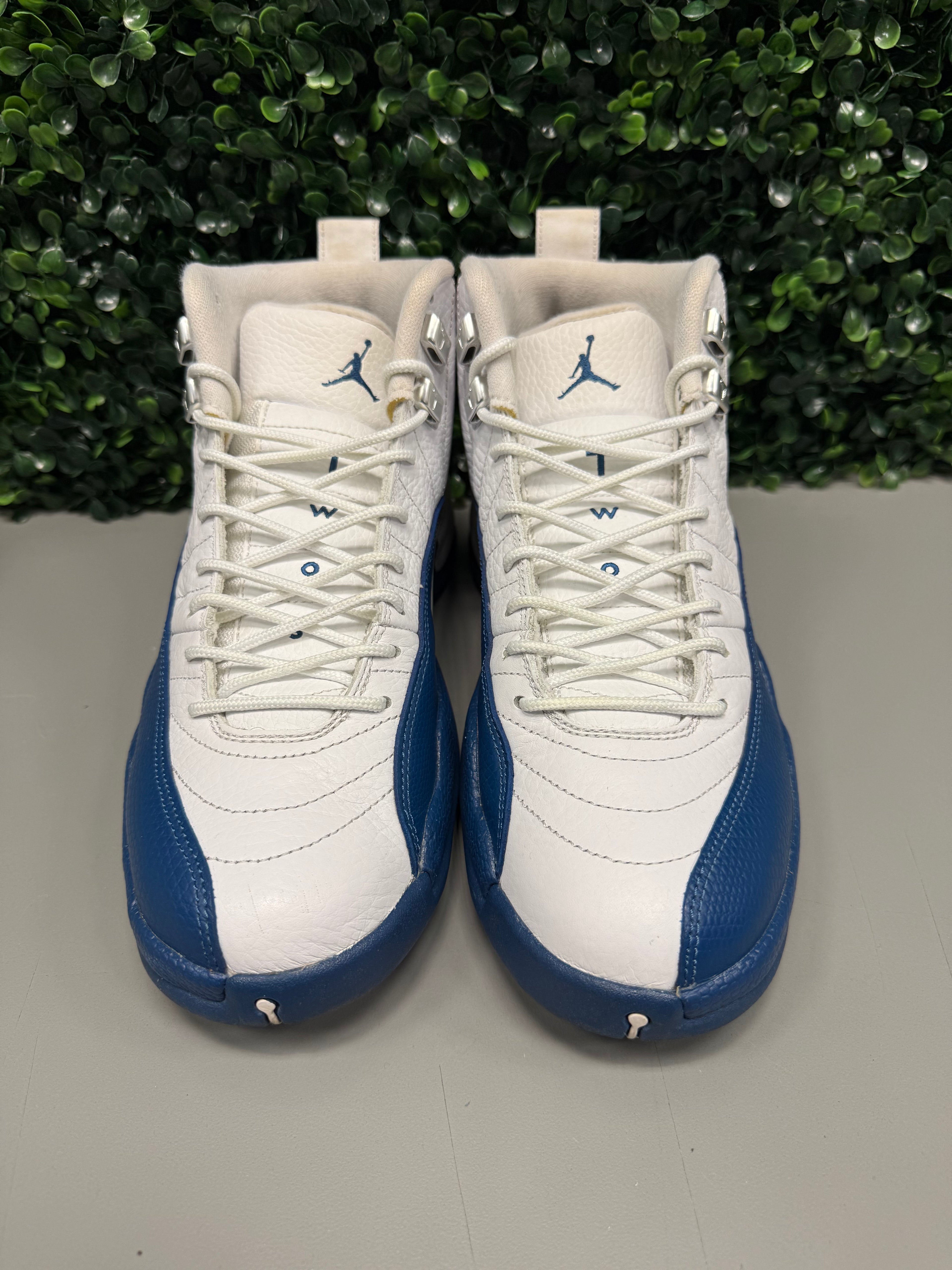 Jordan 12 "French Blue 2016" Size 8 Preowned