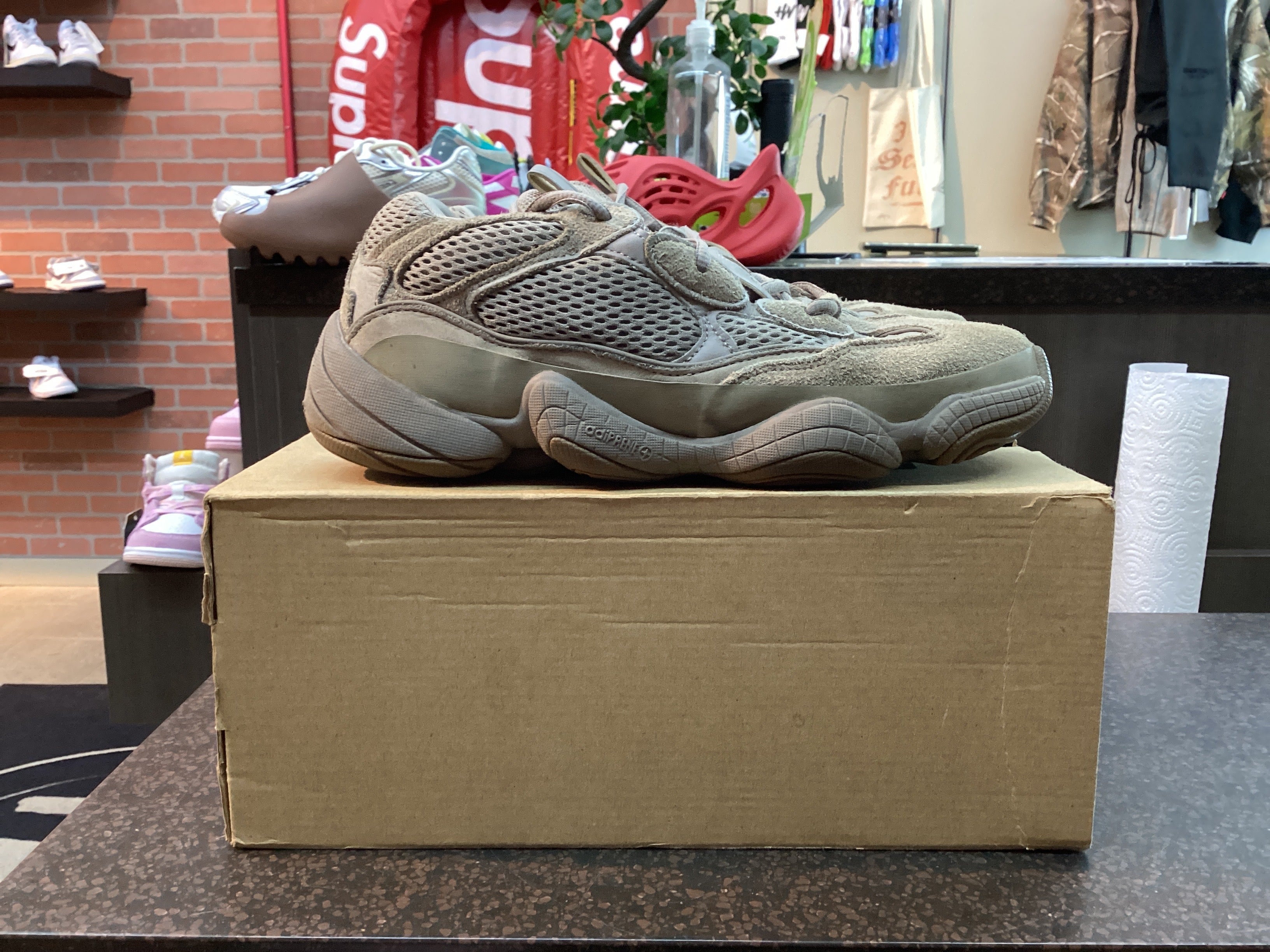 Yeezy 500 “Ash Grey” Preowned Size 9