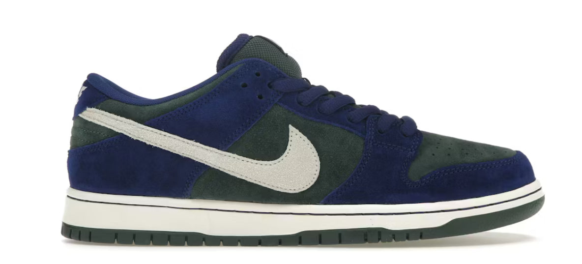 Nike SB Dunk Low "Deep Royal Blue"