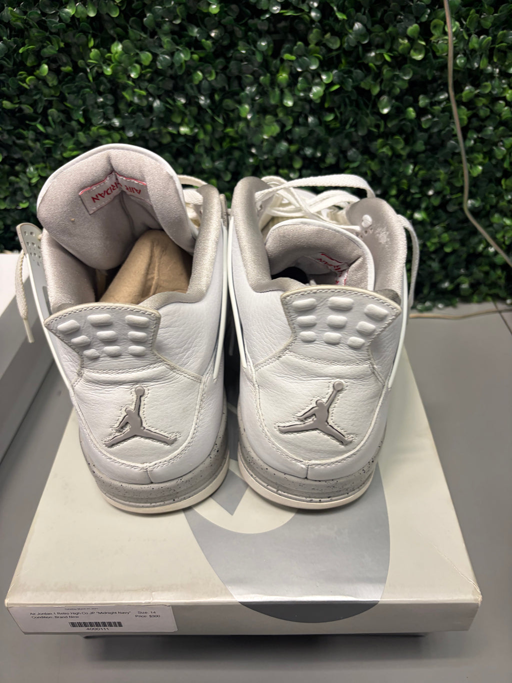 Jordan 4 "White Oreo" Size 14 Preowned