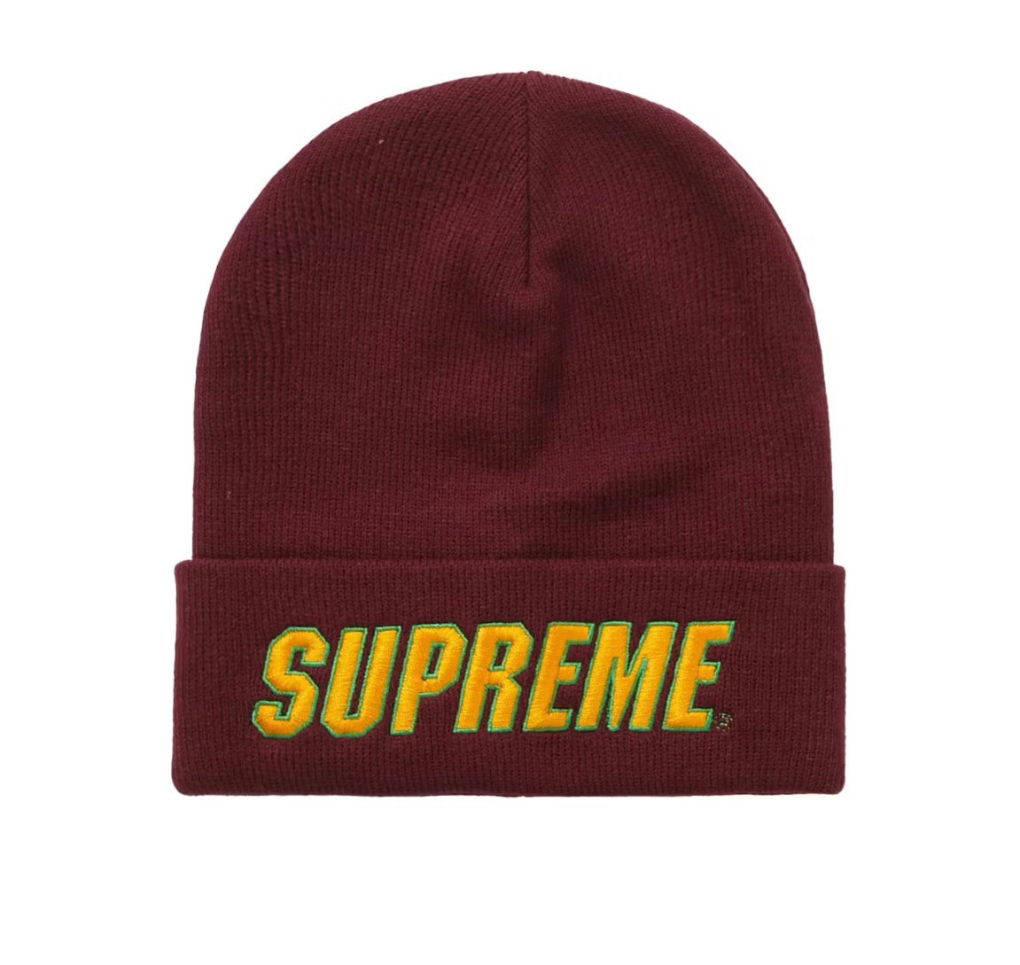 Supreme Slant Beanie “Burgundy”