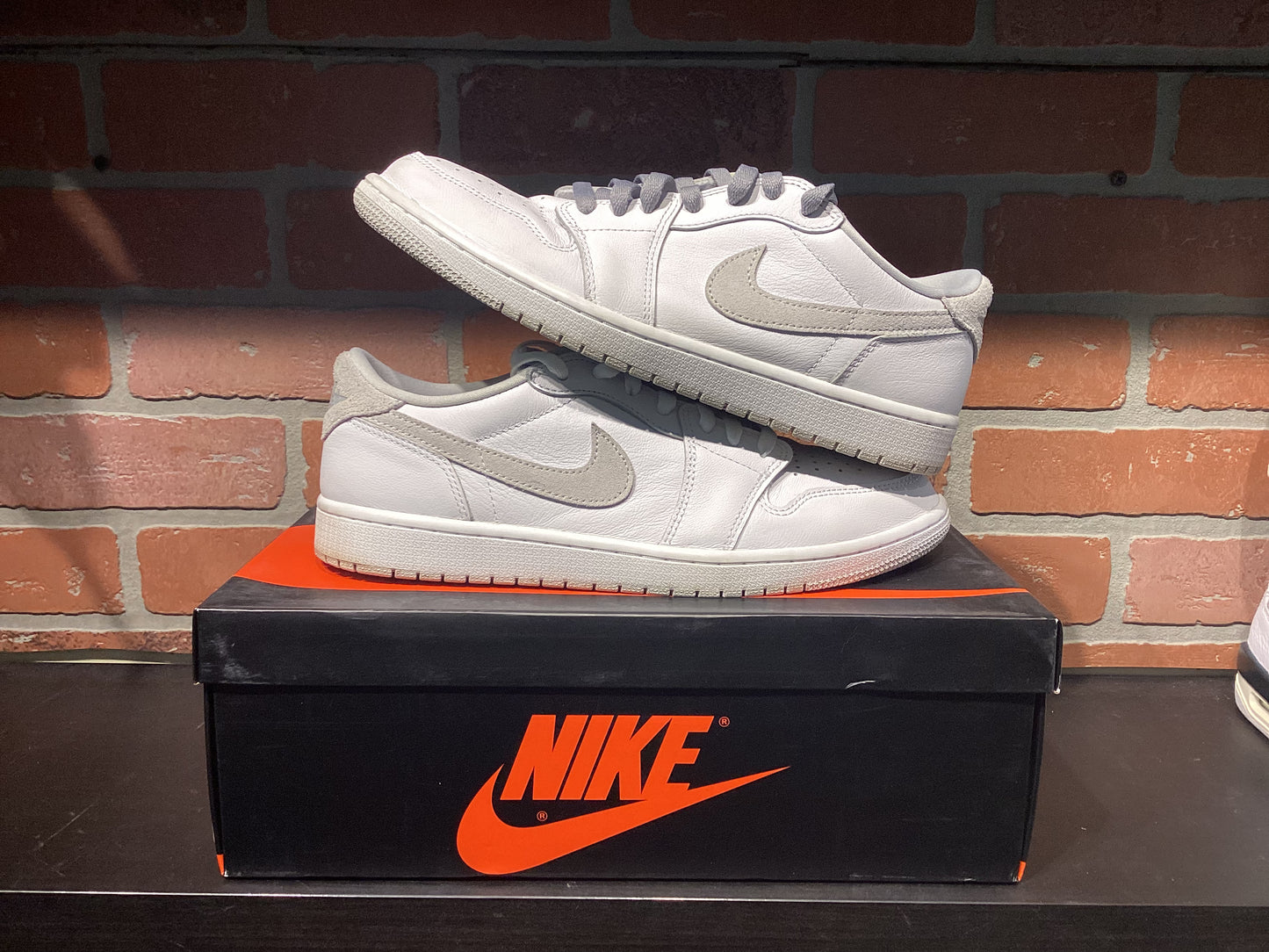 Jordan 1 Low OG “Neutral Grey” Size 11 Preowned