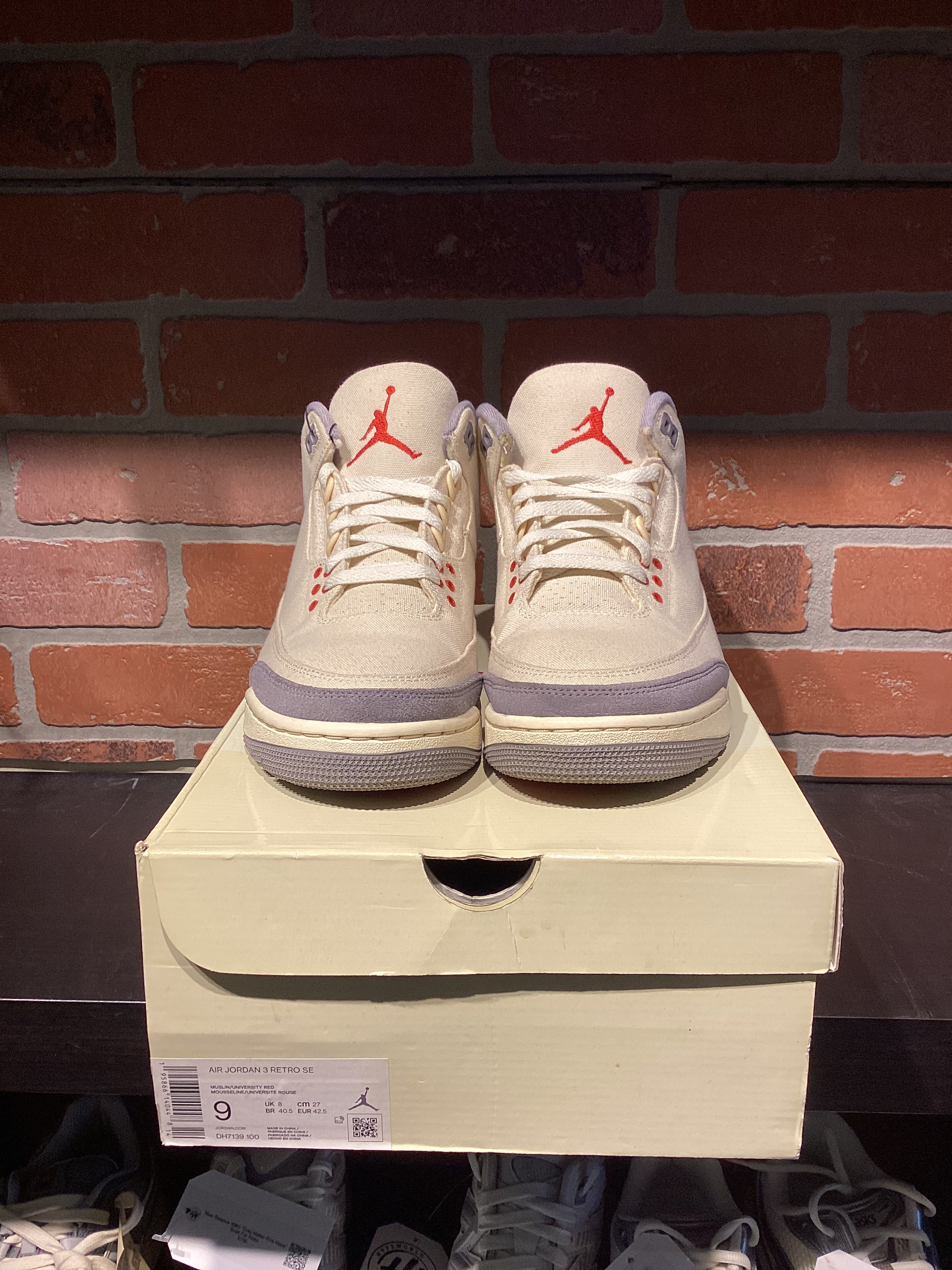 Jordan 3 “Muslin” Size 9 Preowned