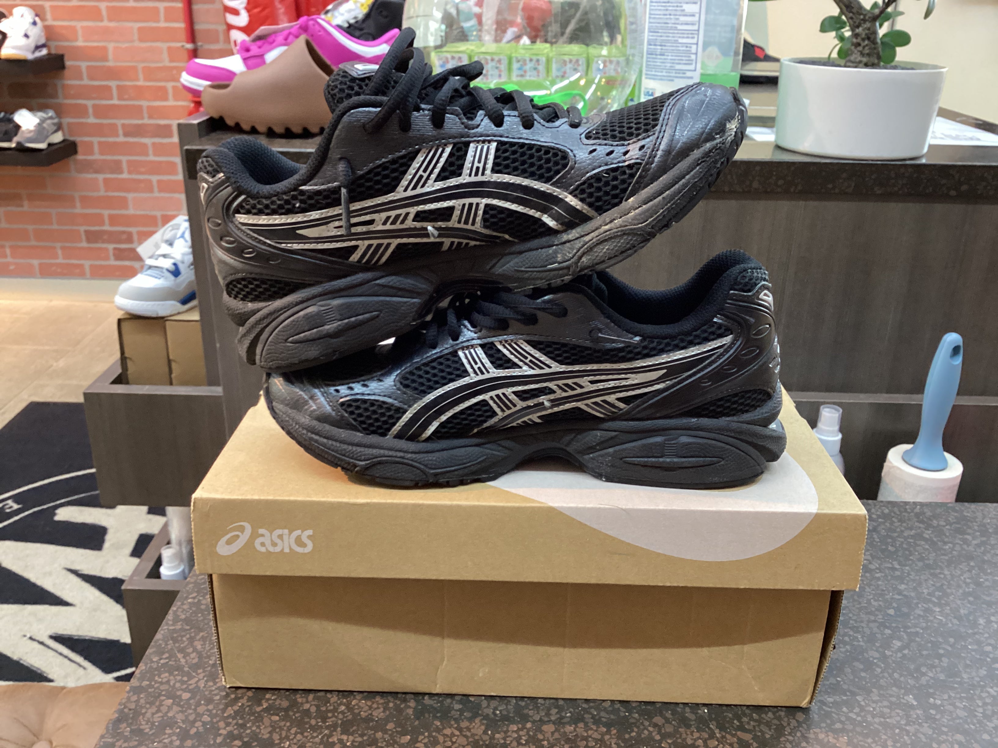 ASICS GEL-Kayano 14 “Black Pure Silver” Size 6 Preowned