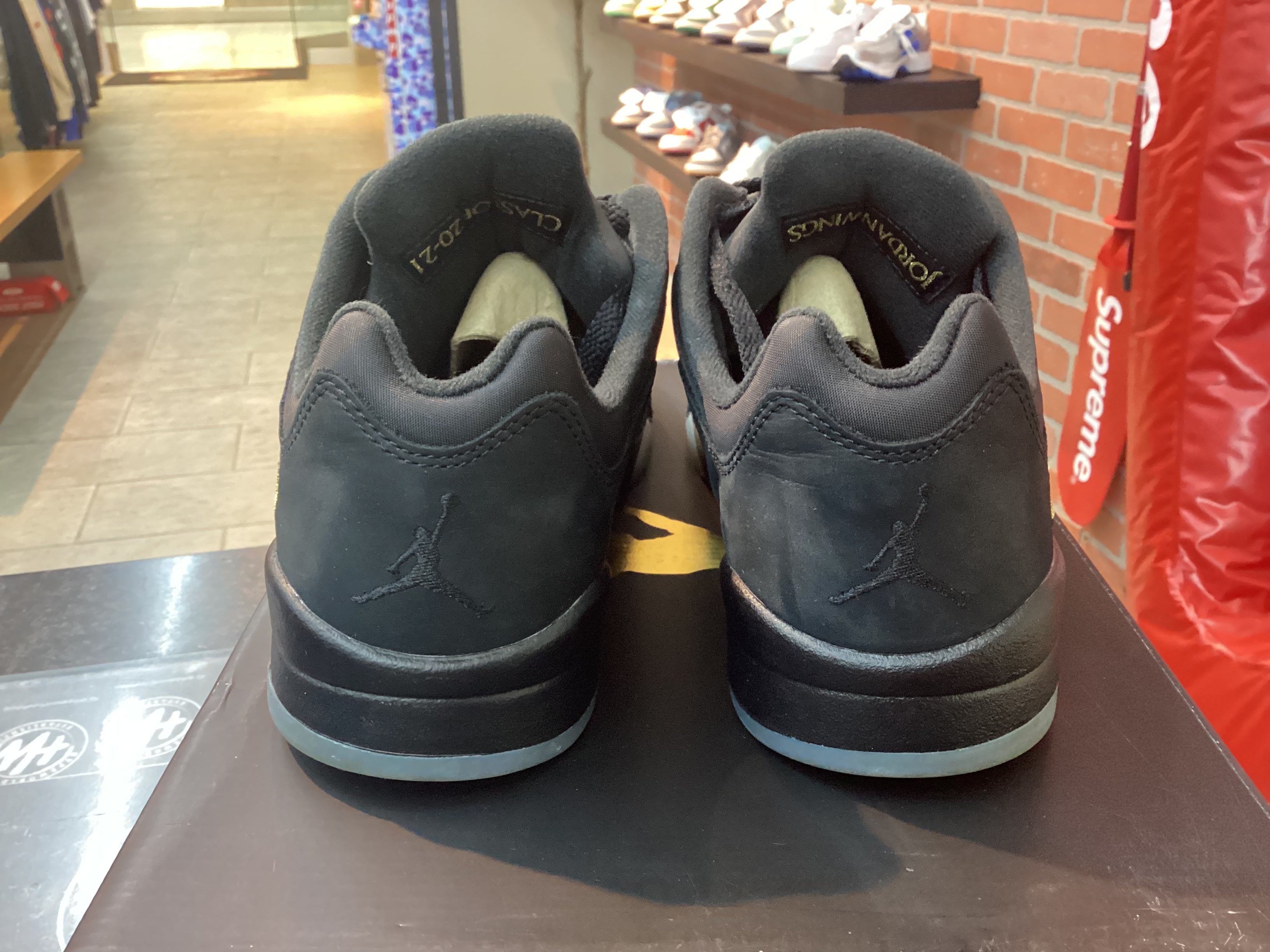 Jordan 5 Low “Wings” Size 9.5 Preowned