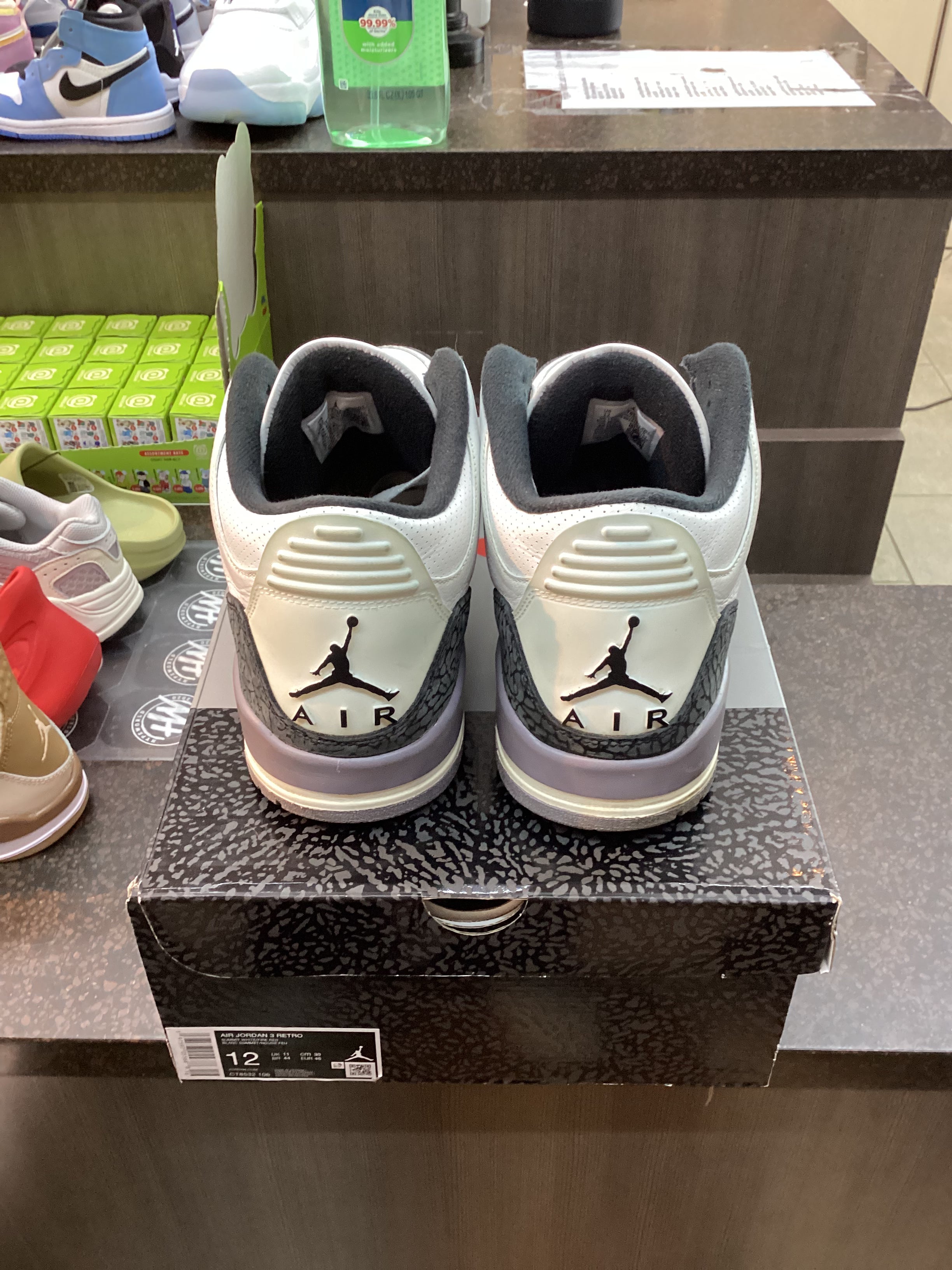 Jordan 3 “Cement Grey” Size 12 Preowned
