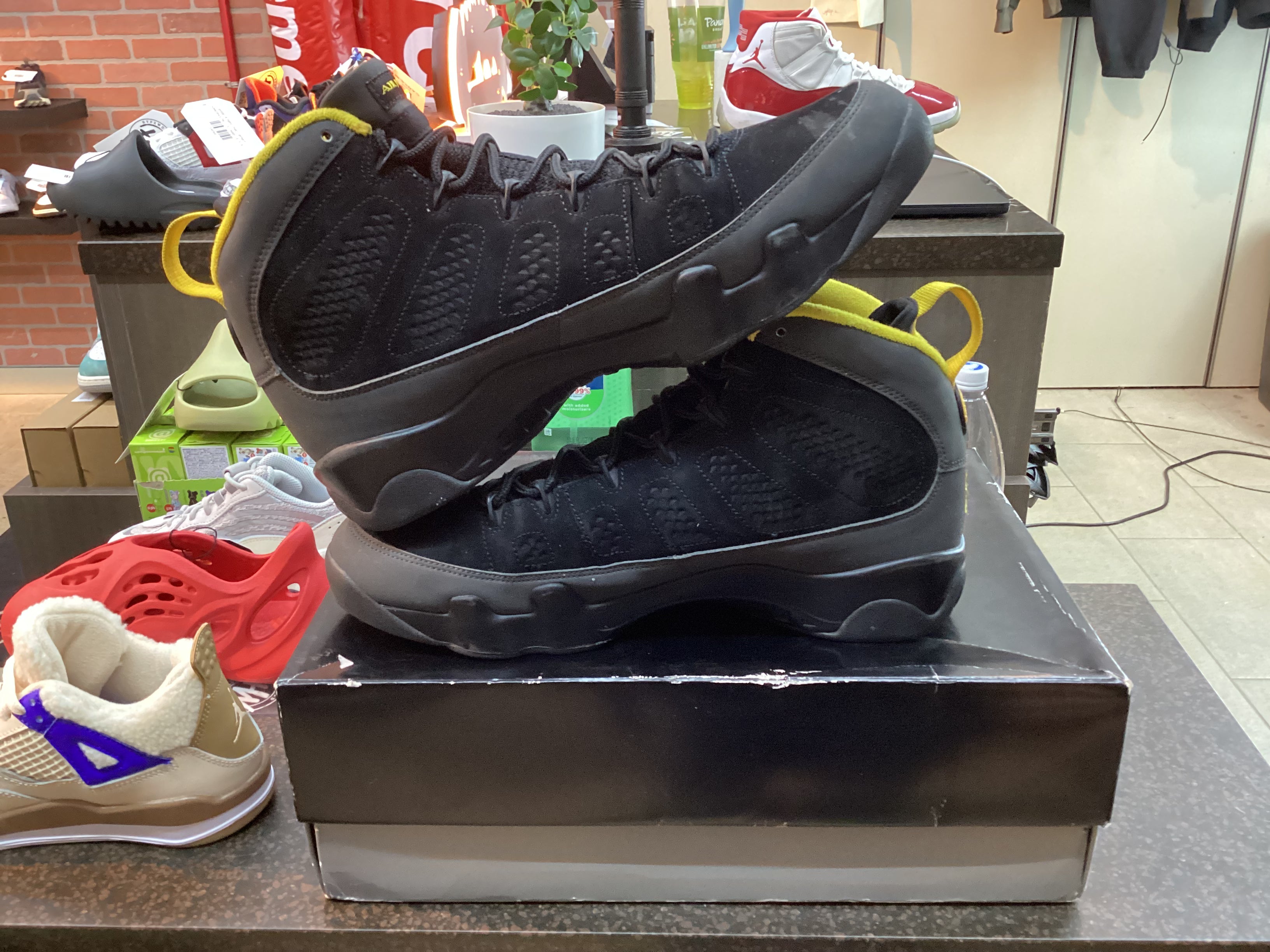Jordan 9 “Dark Charcoal University Gold” Size 12 Preowned
