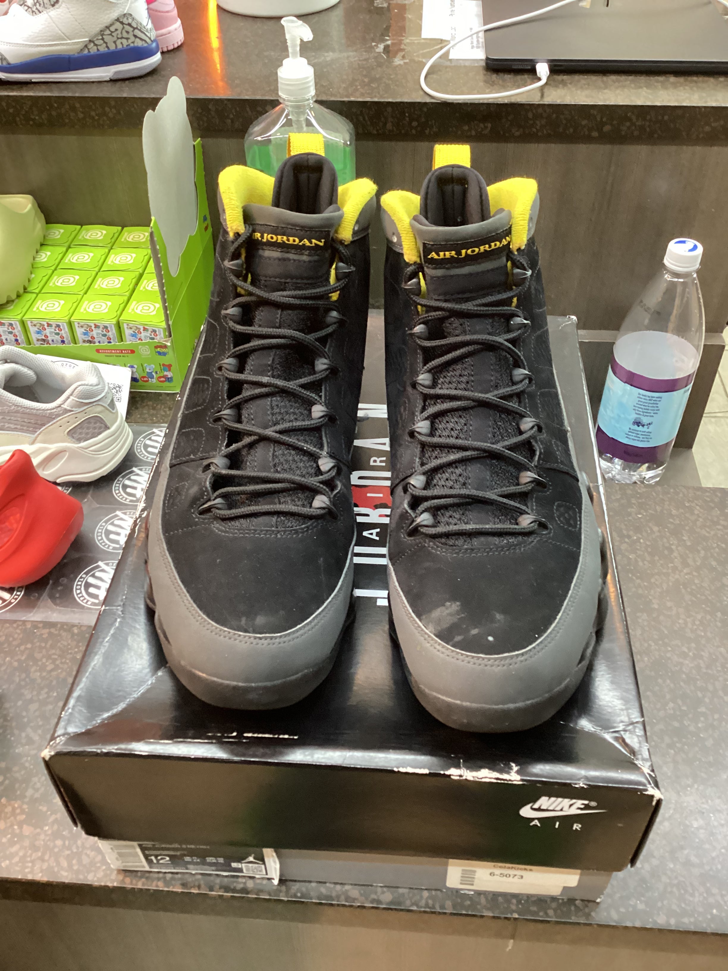 Jordan 9 “Dark Charcoal University Gold” Size 12 Preowned