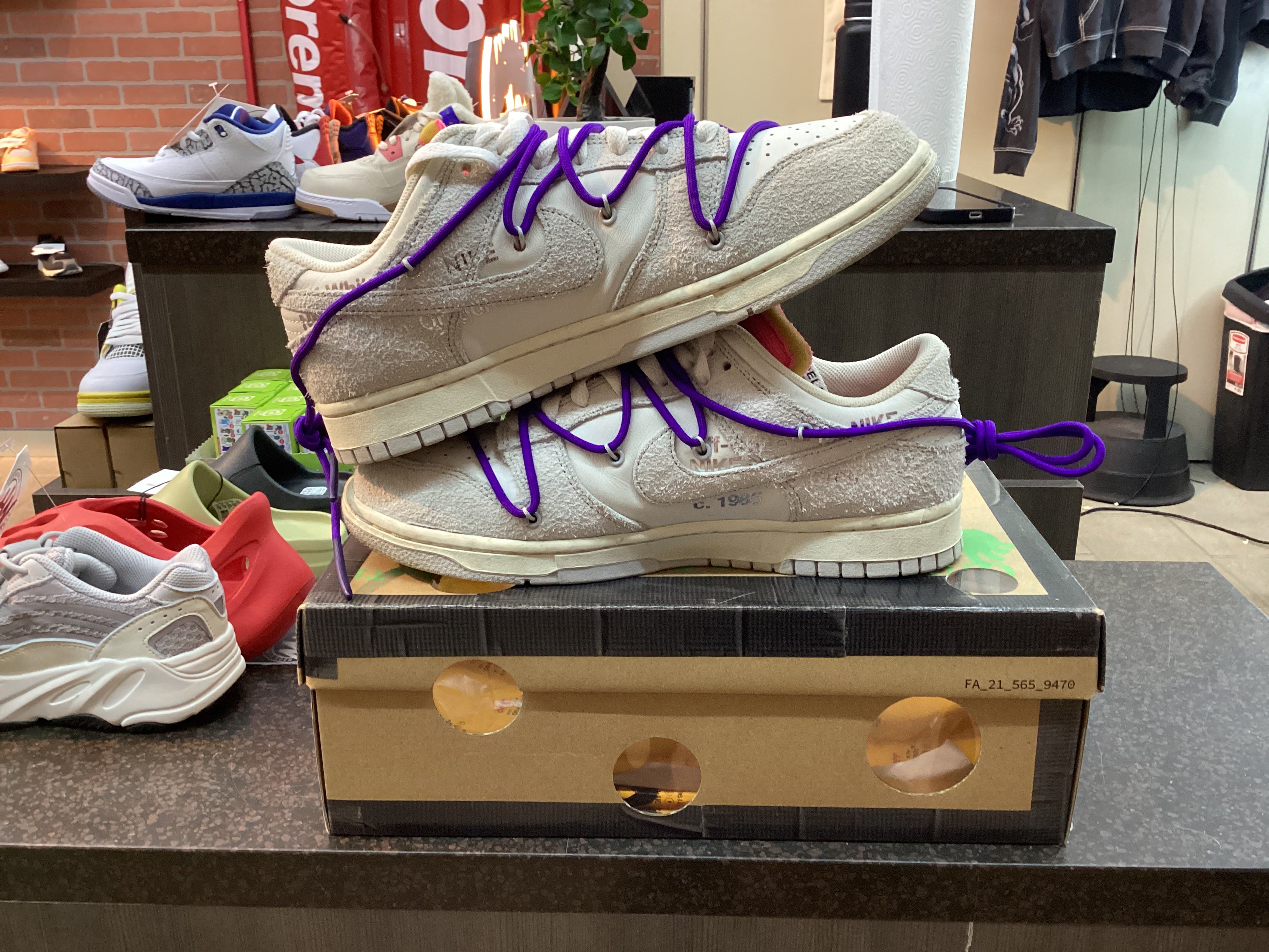 Nike Dunk Low “Off-White Lot 15” Size 9.5 Preowned