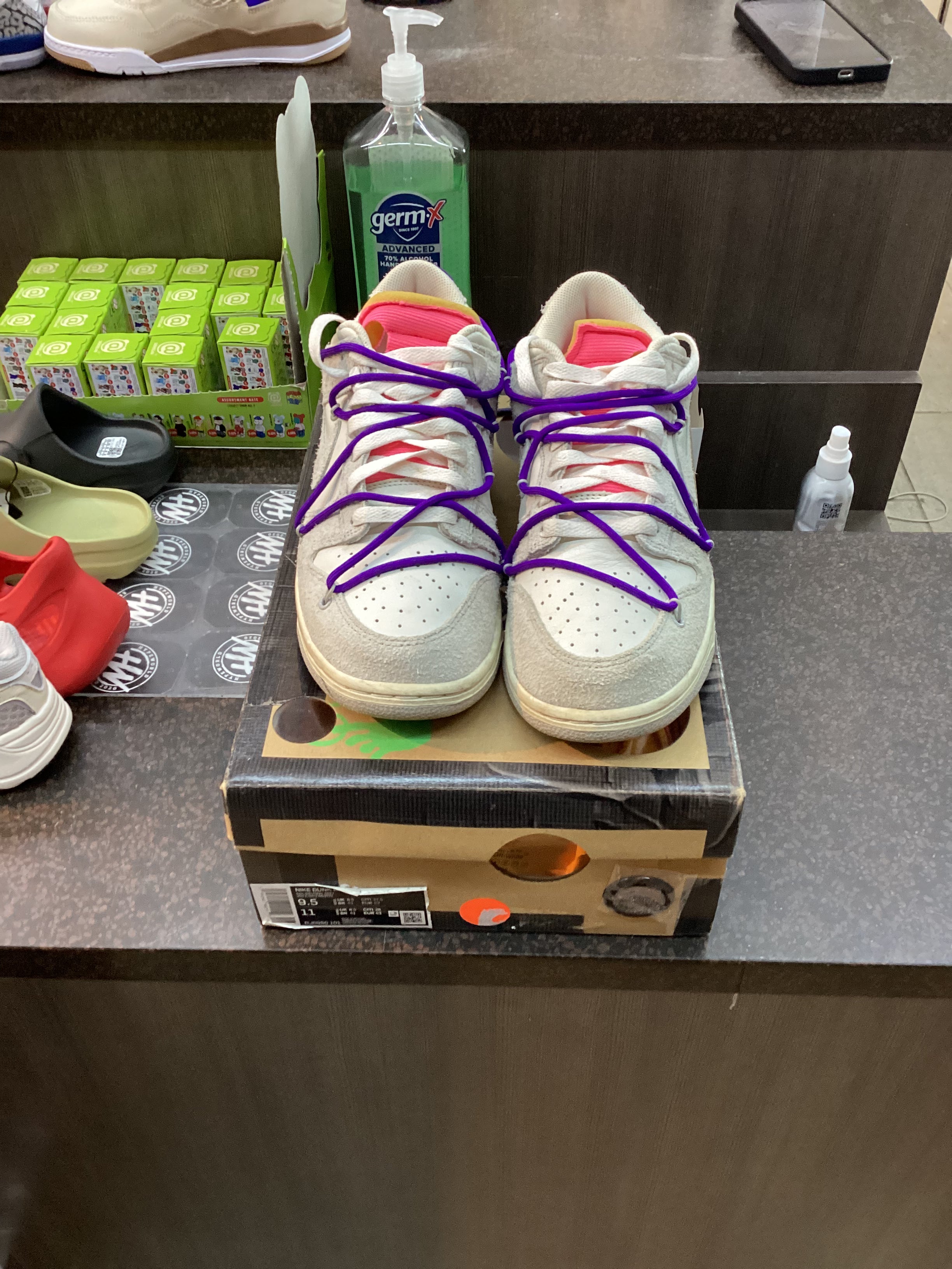 Nike Dunk Low “Off-White Lot 15” Size 9.5 Preowned