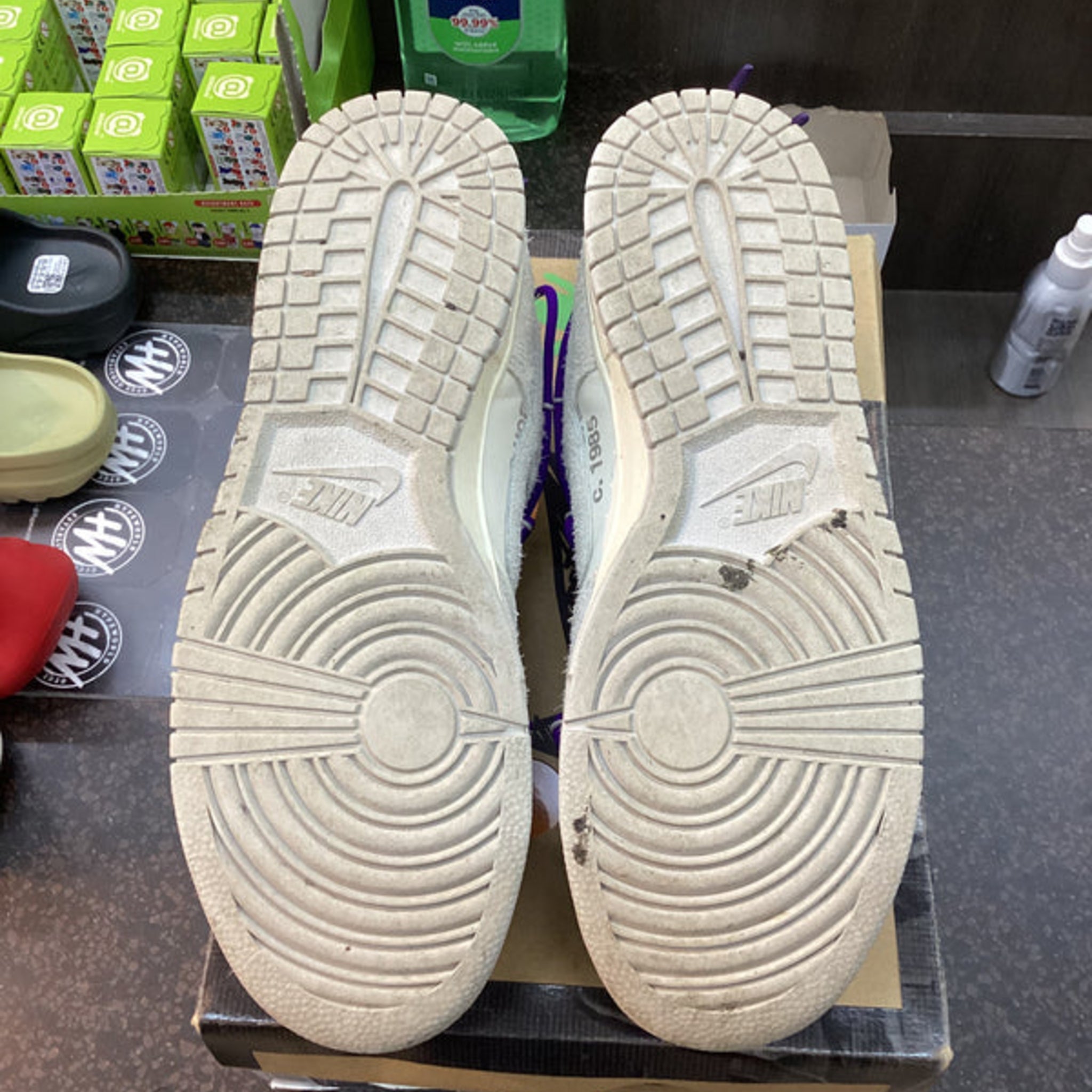 Nike Dunk Low “Off-White Lot 15” Size 9.5 Preowned