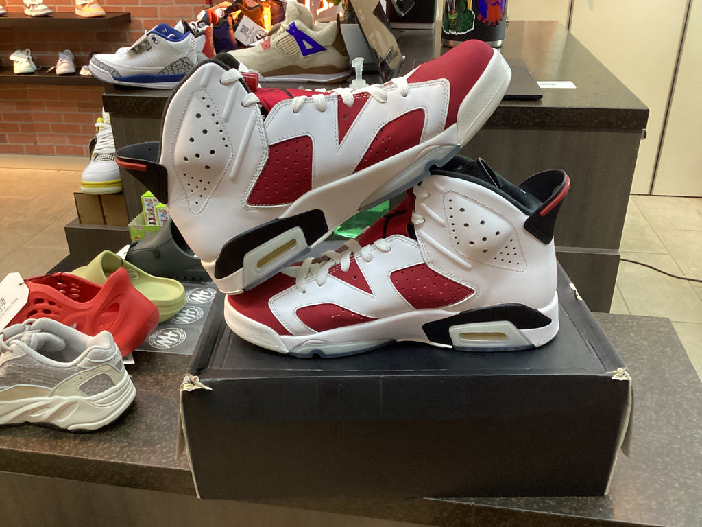 Jordan 6 "Carmine" Size 9.5 Preowned