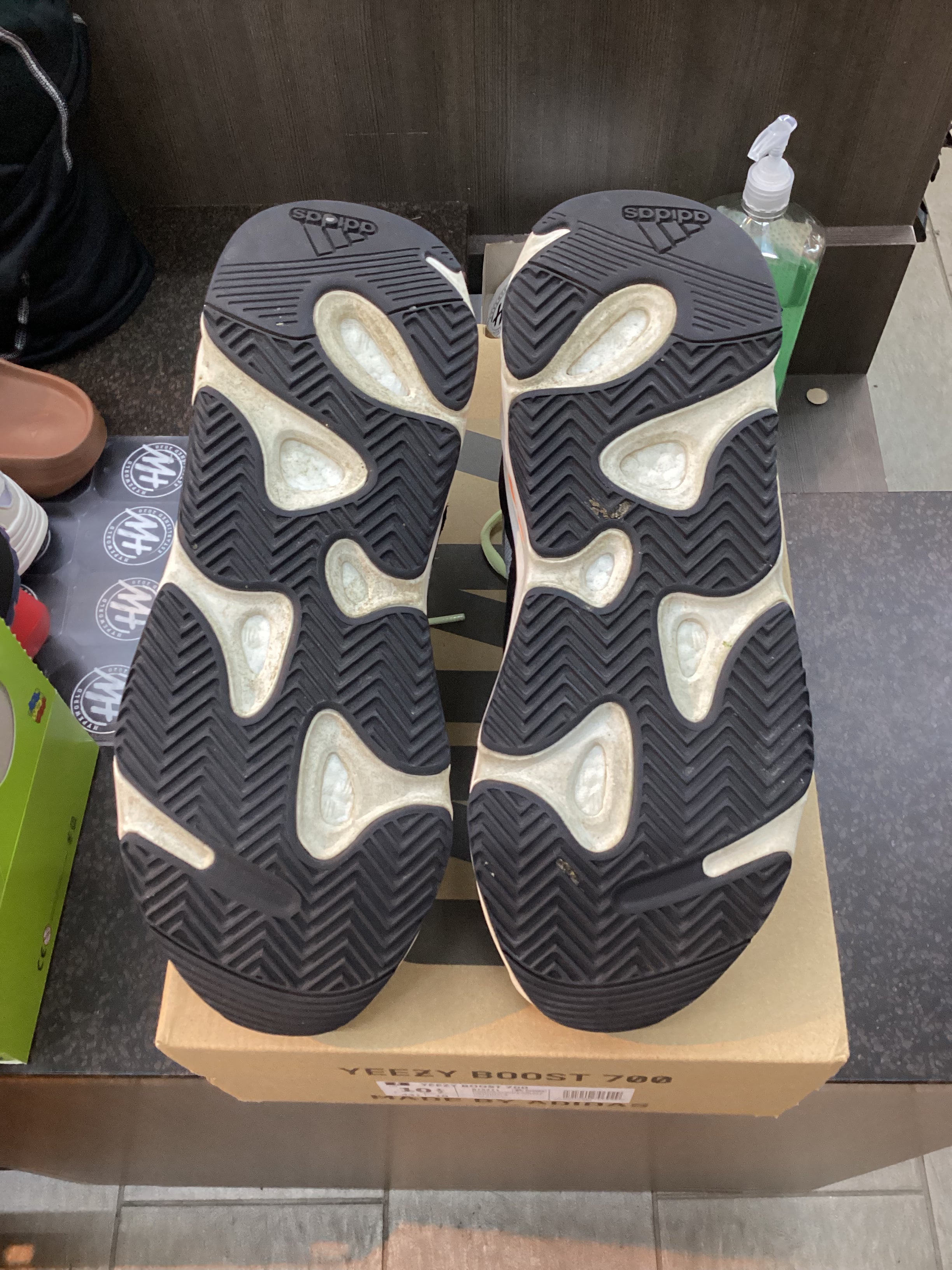 Yeezy 700 V2 "Waverunner" Size 10.5 Preowned