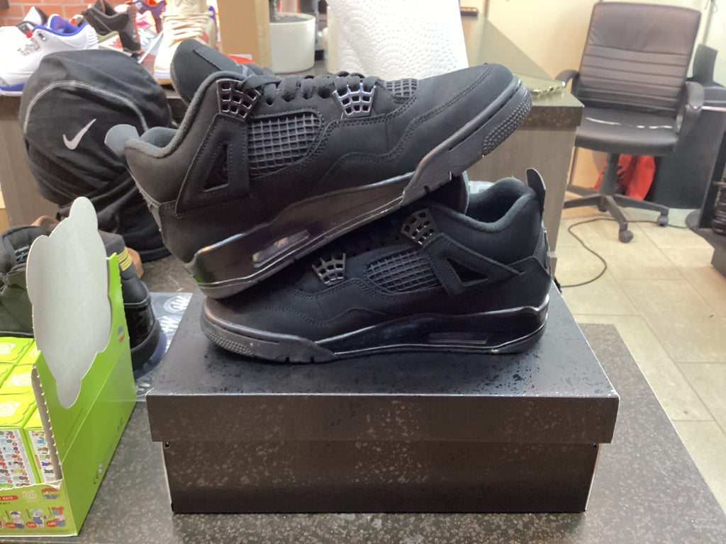 Jordan 4 “Black Cat 2025” Size 8 Preowned
