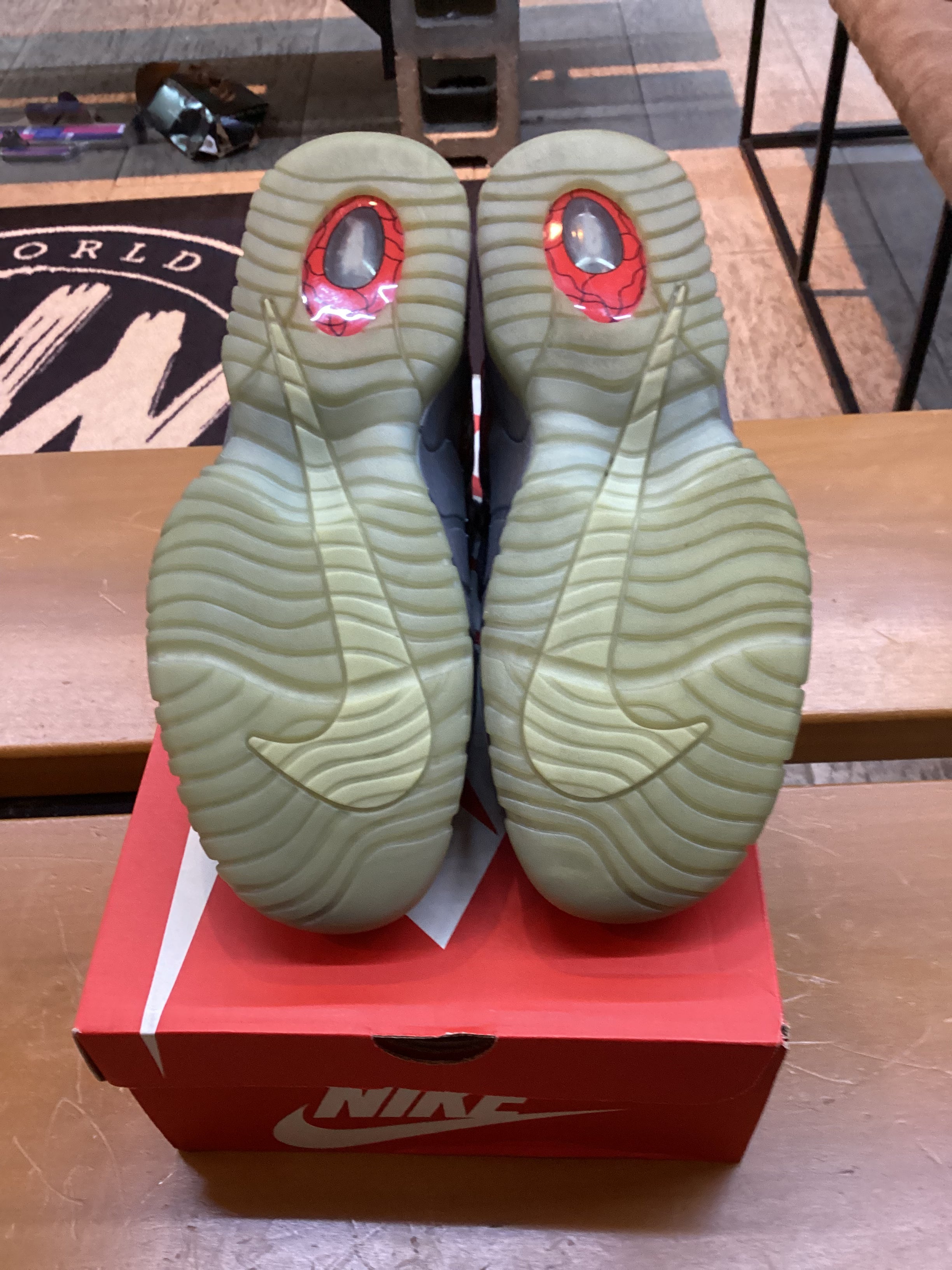 Nike Air Max Penny “Doernbecher” size 10 Preowned with box