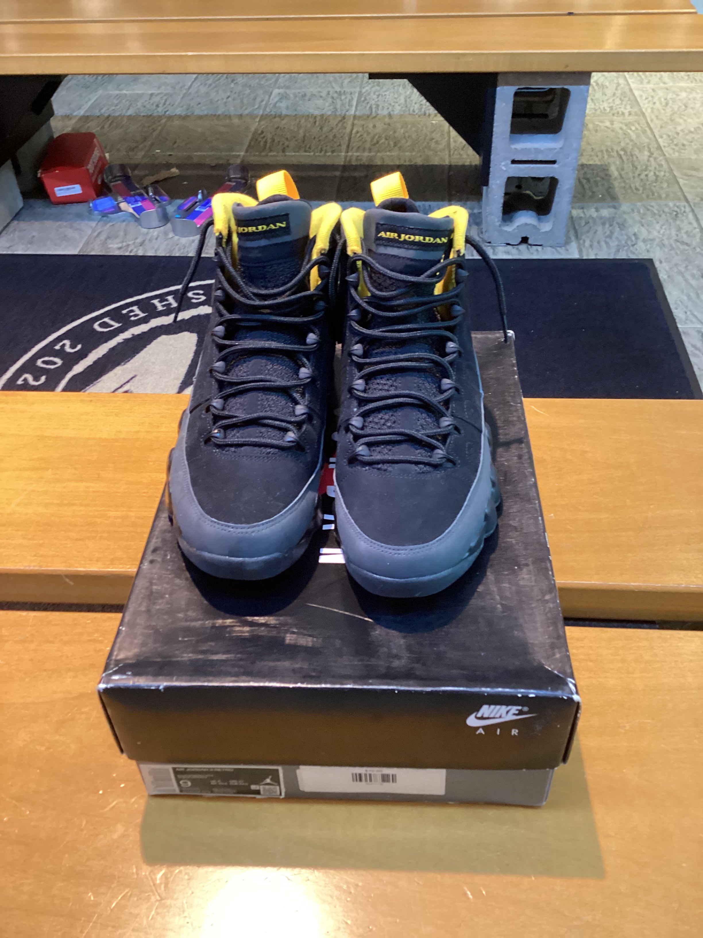 Jordan 9 "Dark Charcoal University Gold" Size 9 Preowned