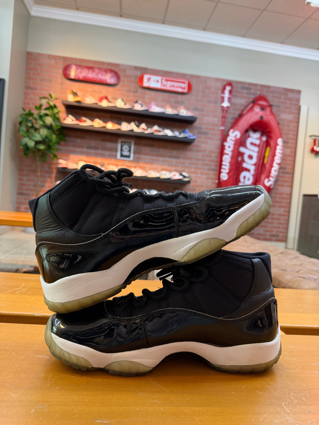 Jordan 11 Space Jam Size 13 Preowned No Box