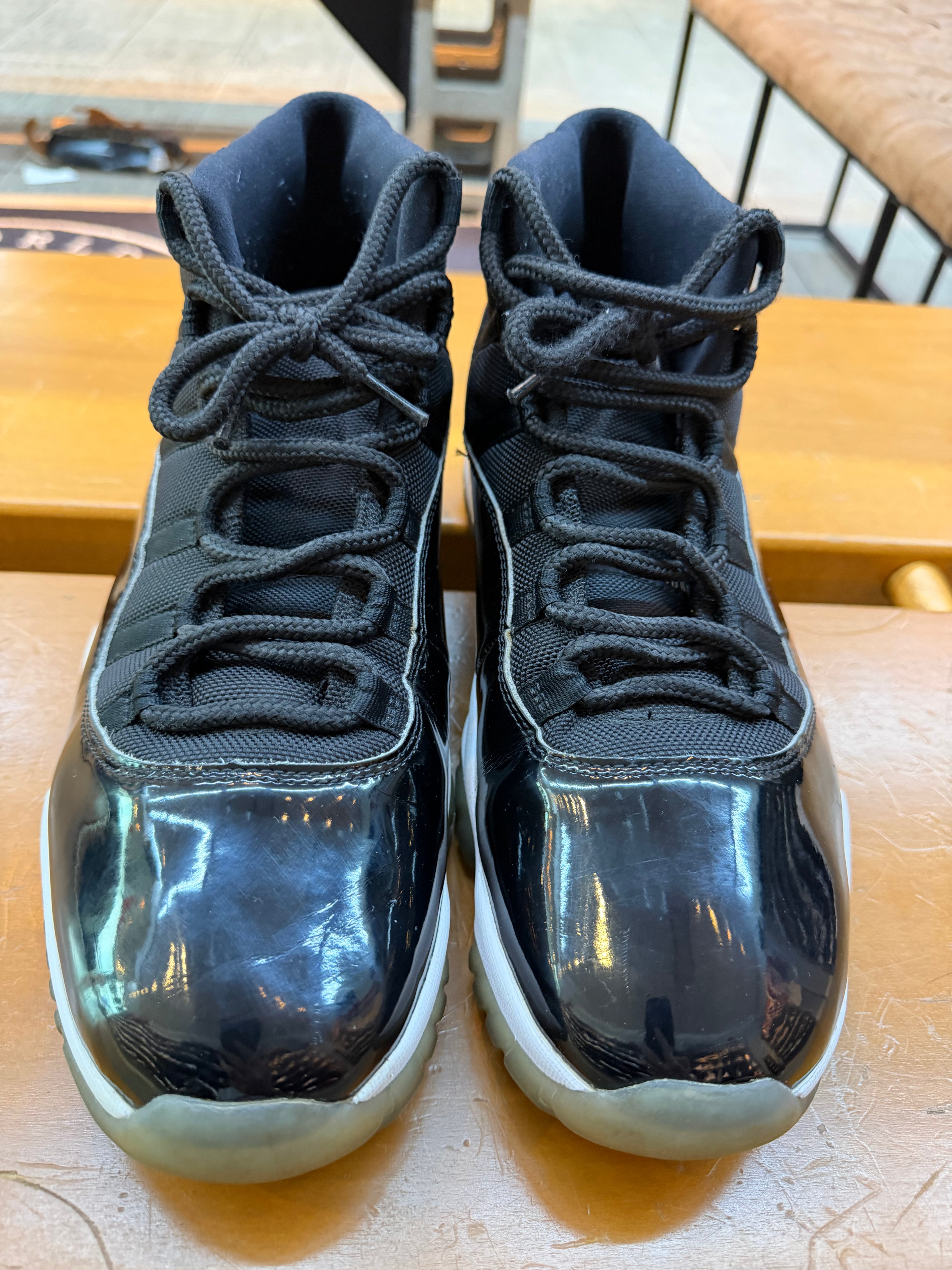 Jordan 11 Space Jam Size 13 Preowned No Box