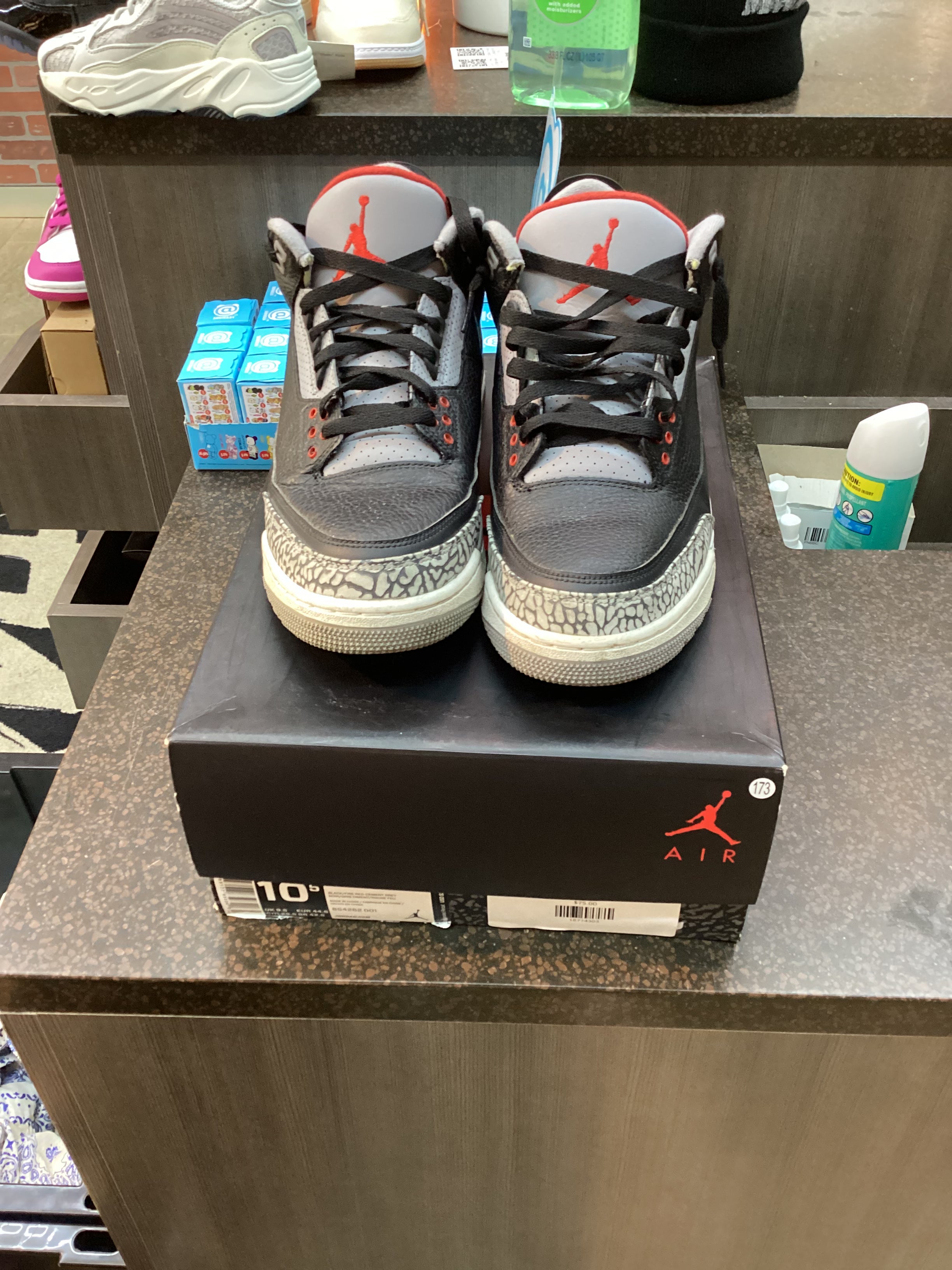 Jordan 3 "Black Cement" (2016) Size 10.5 Preowned