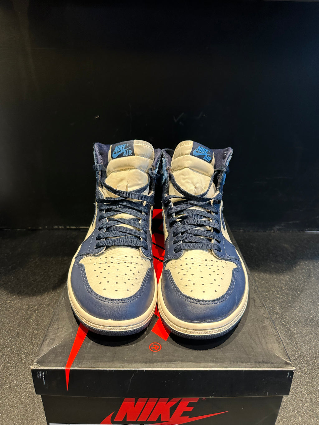 Jordan 1 "Obsidian" Pre Owned sz 10