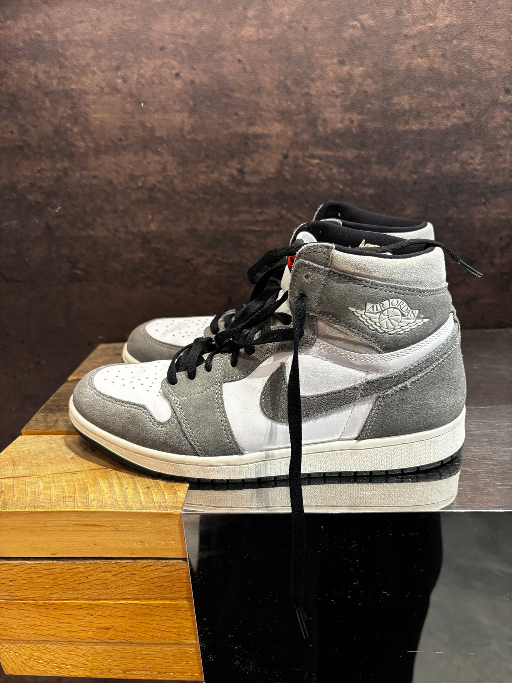 Jordan 1 "Black Denim Washed" Size 9.5 Preowned